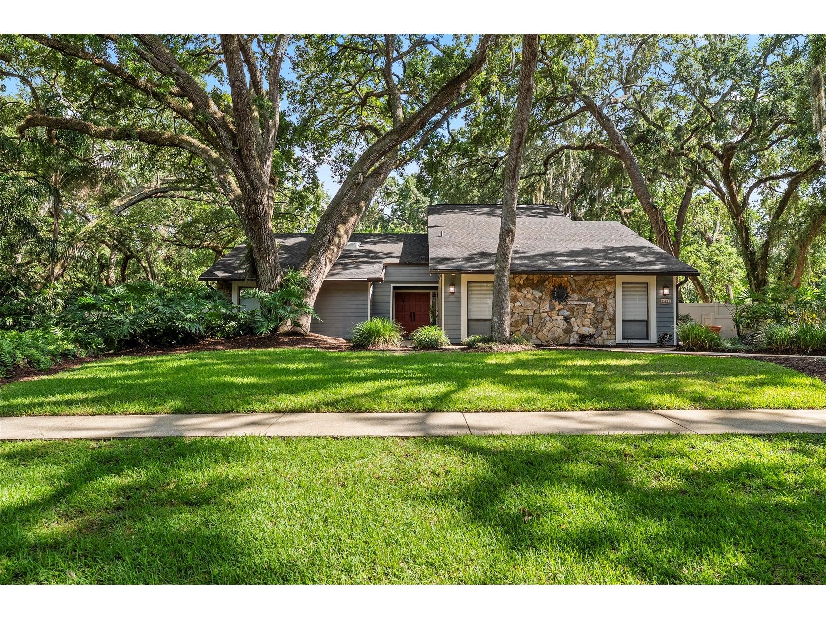 2503 High Oaks Lane Lutz FL 33559 TB8513345 image1