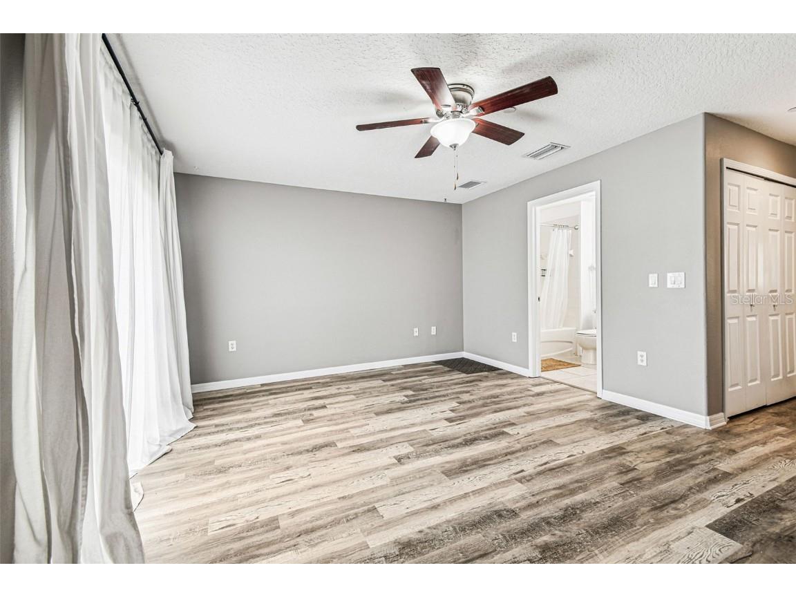 2503 Middleton Grove Drive Brandon FL 33511 TB8445718 image4