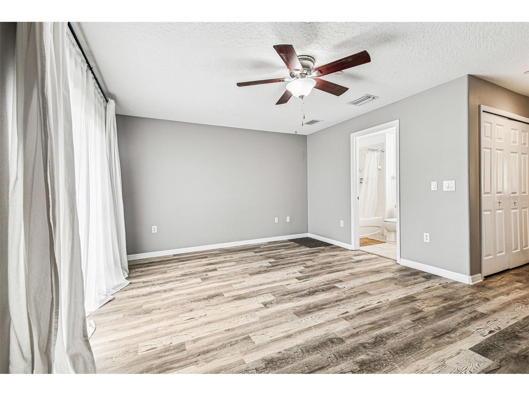 2503 Middleton Grove Drive Brandon FL 33511 TB8509778 image25