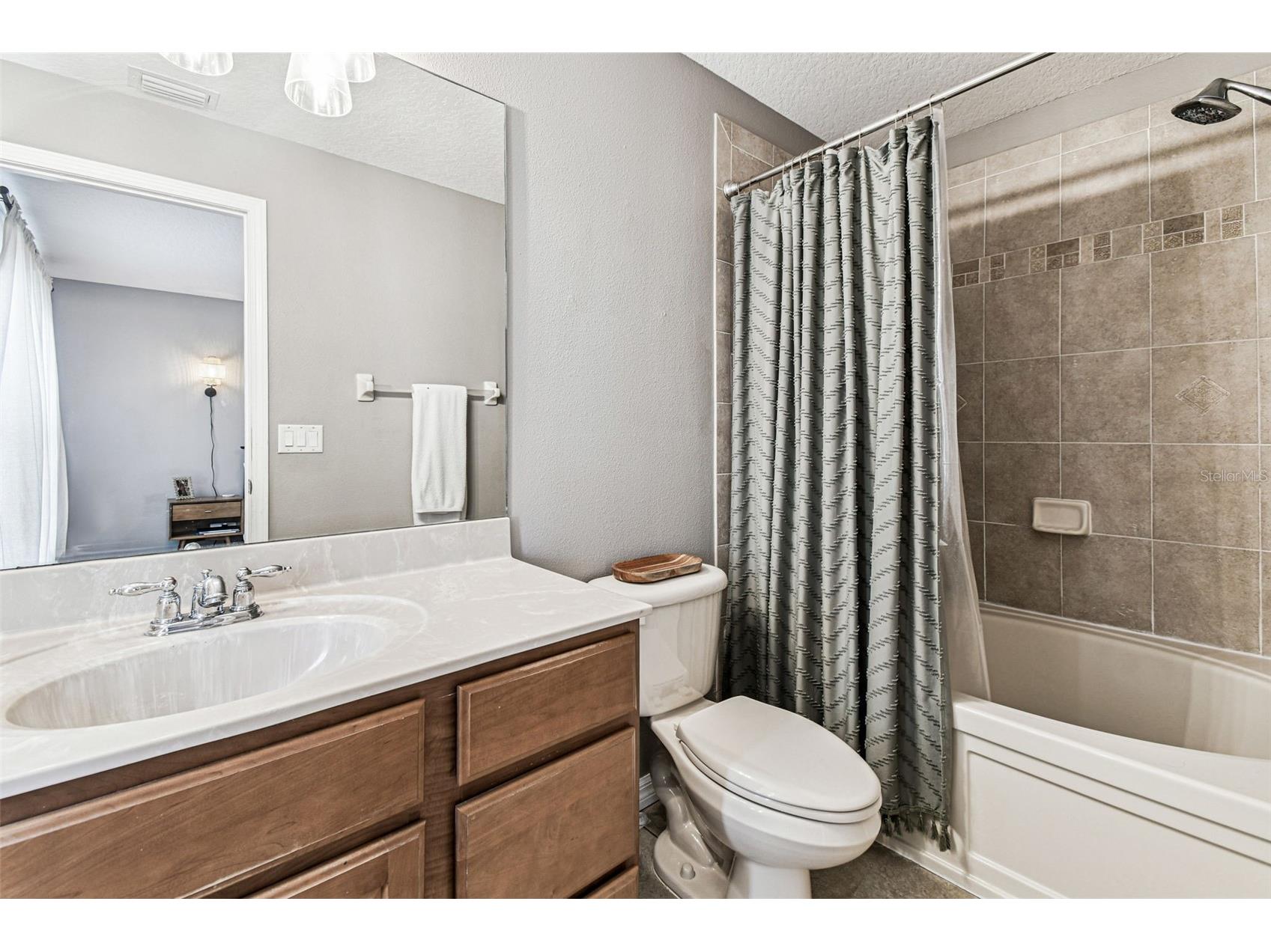 2503 Middleton Grove Drive Brandon FL 33511 TB8509778 image4