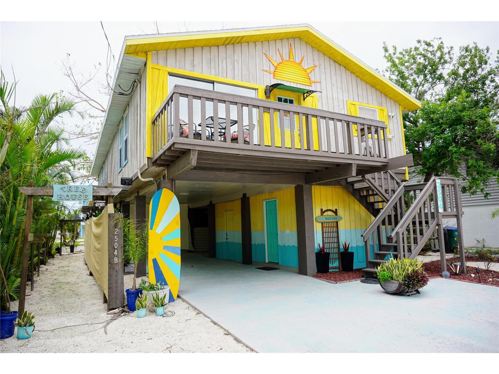 2504 Avenue B Bradenton Beach FL 34217 O6384479 image1