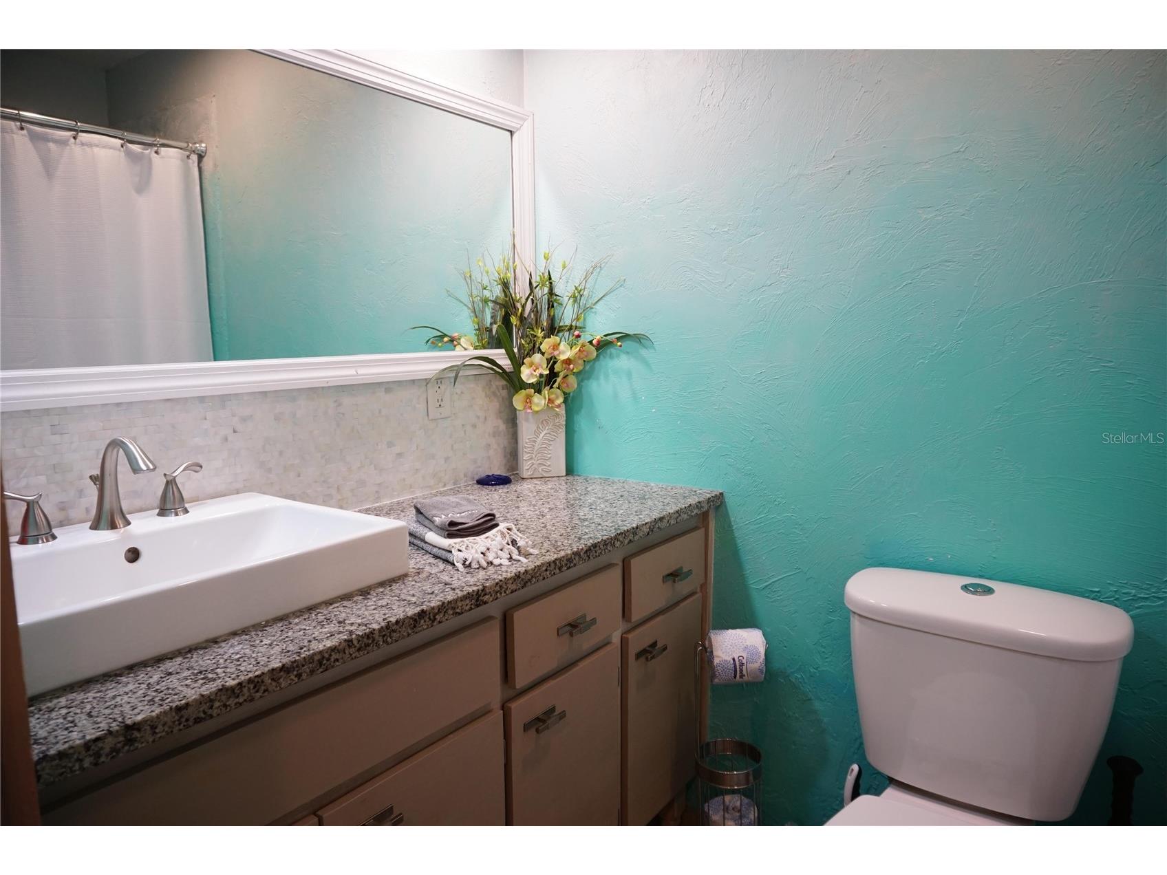 2504 Avenue B Bradenton Beach FL 34217 O6384479 image10