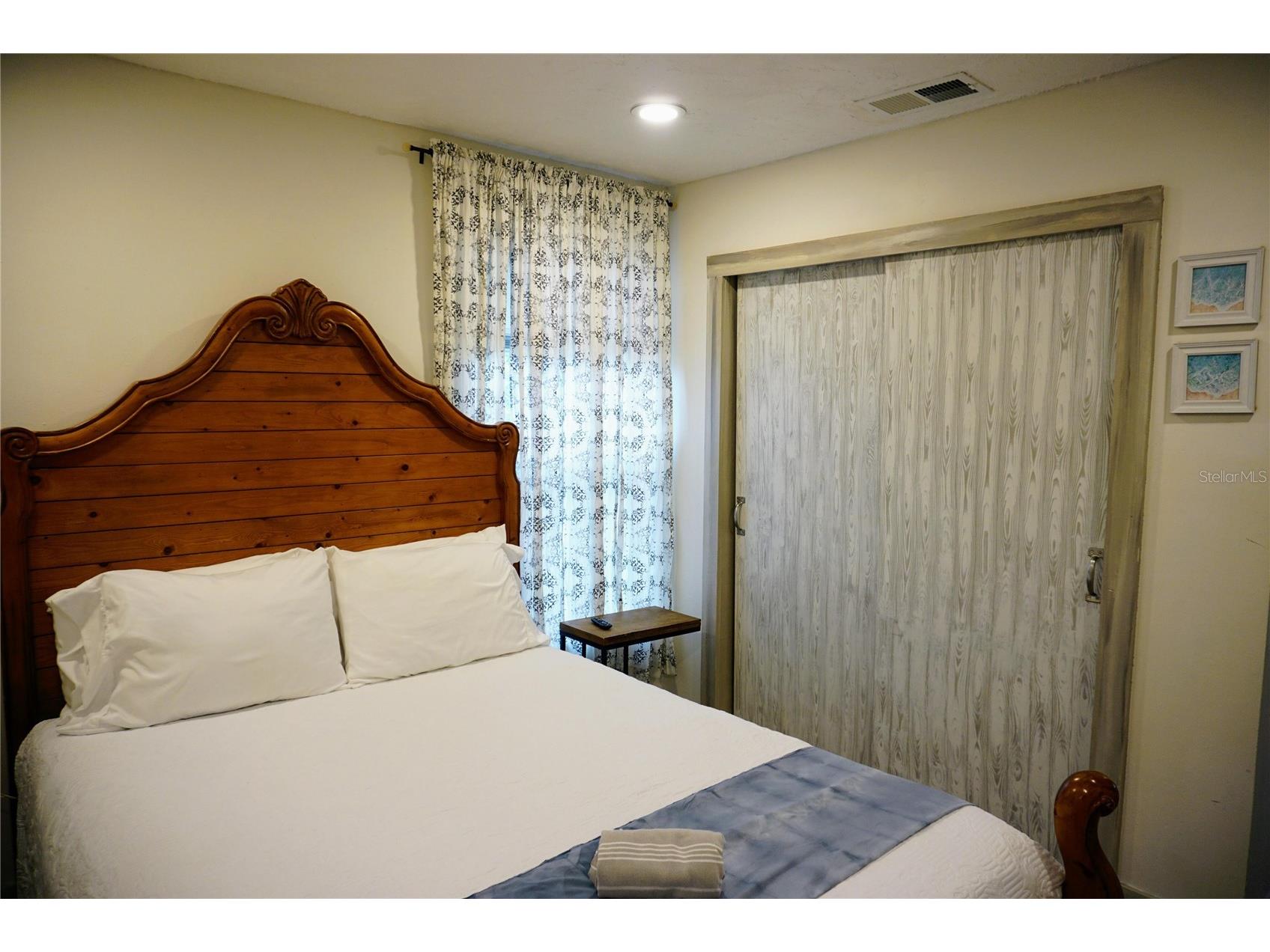 2504 Avenue B Bradenton Beach FL 34217 O6384479 image12