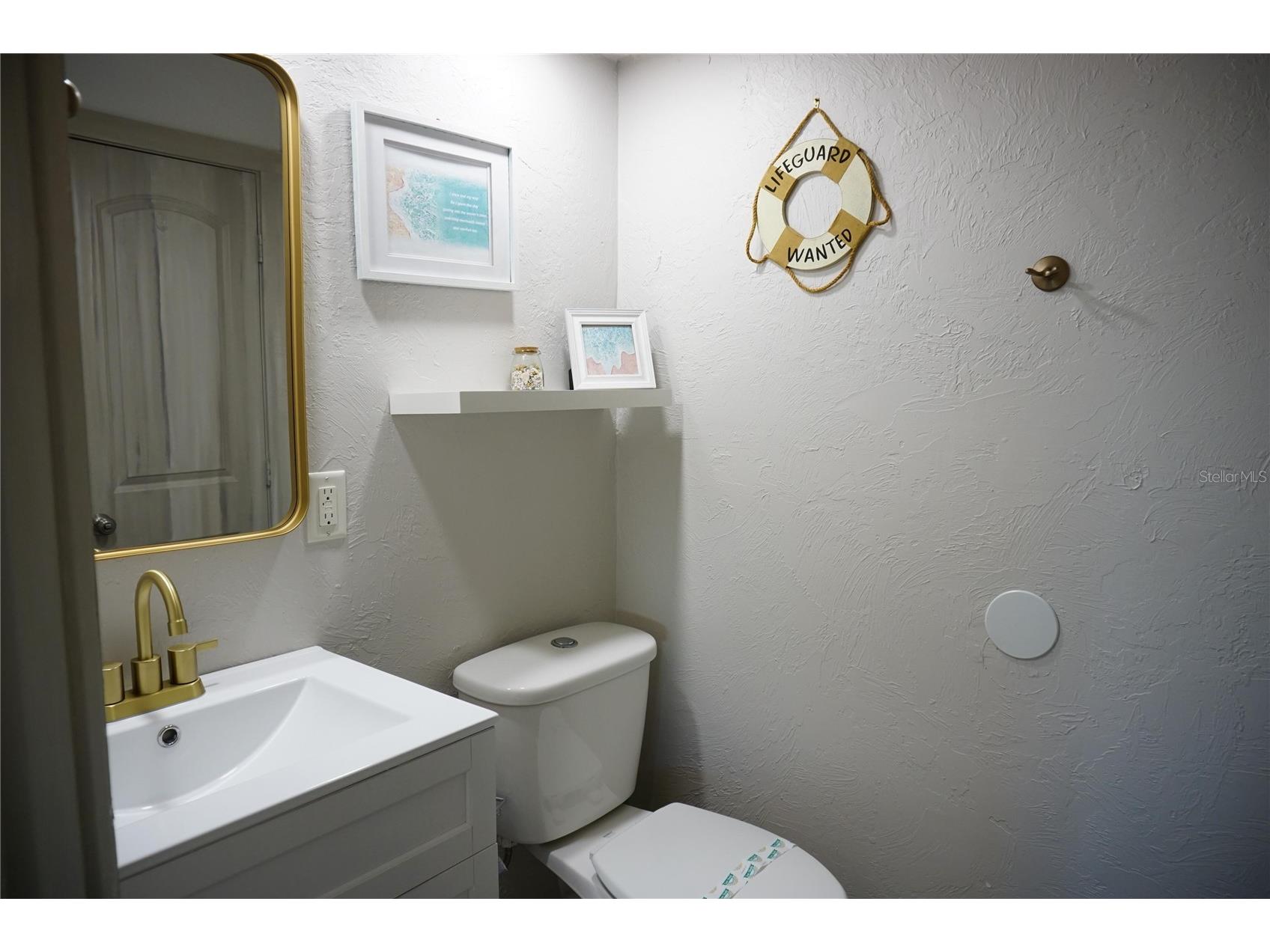 2504 Avenue B Bradenton Beach FL 34217 O6384479 image14