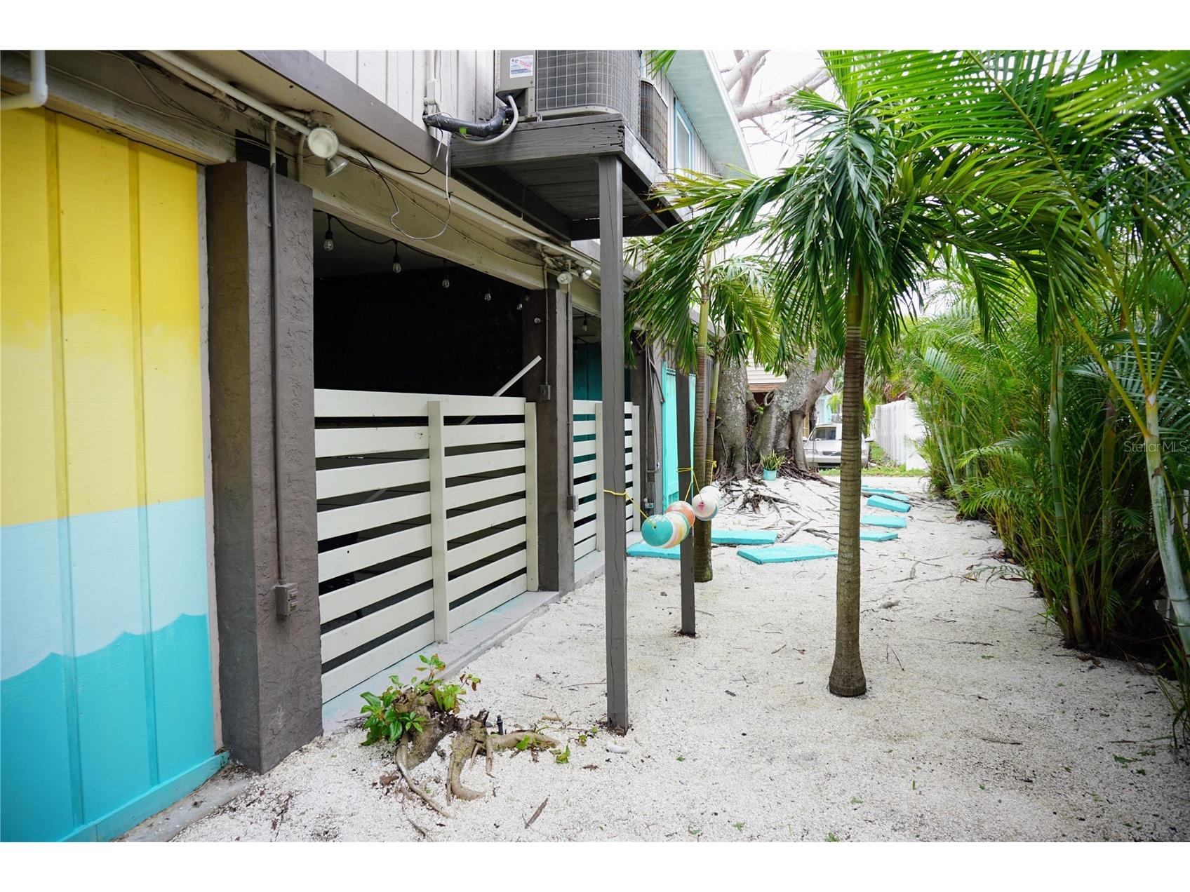 2504 Avenue B Bradenton Beach FL 34217 O6384479 image17