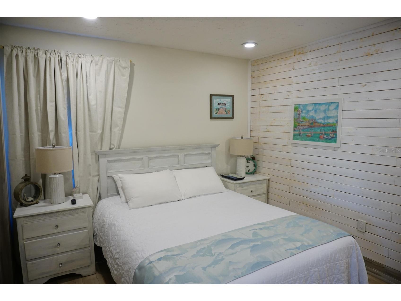 2504 Avenue B Bradenton Beach FL 34217 O6384479 image34