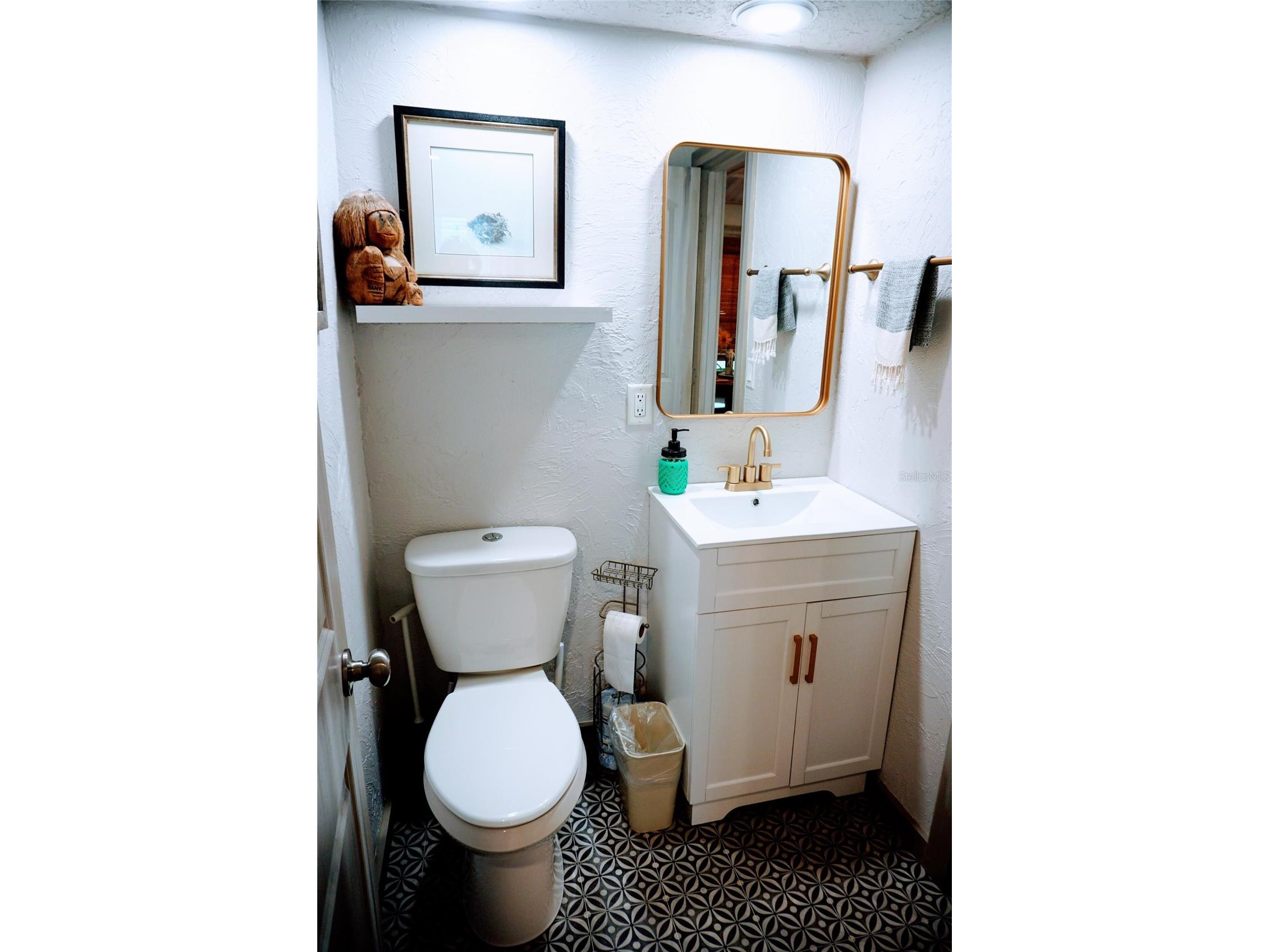 2504 Avenue B Bradenton Beach FL 34217 O6384479 image36