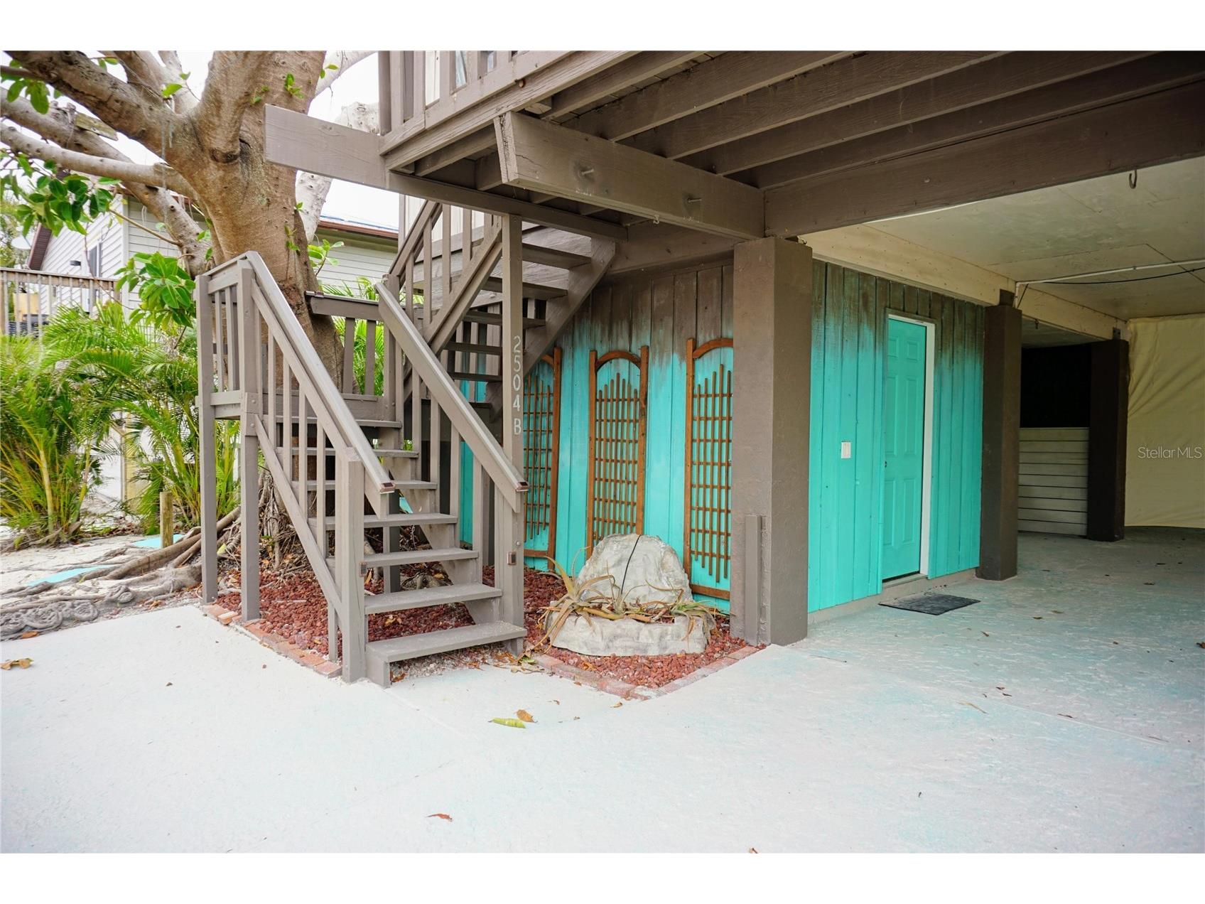 2504 Avenue B Bradenton Beach FL 34217 O6384479 image38