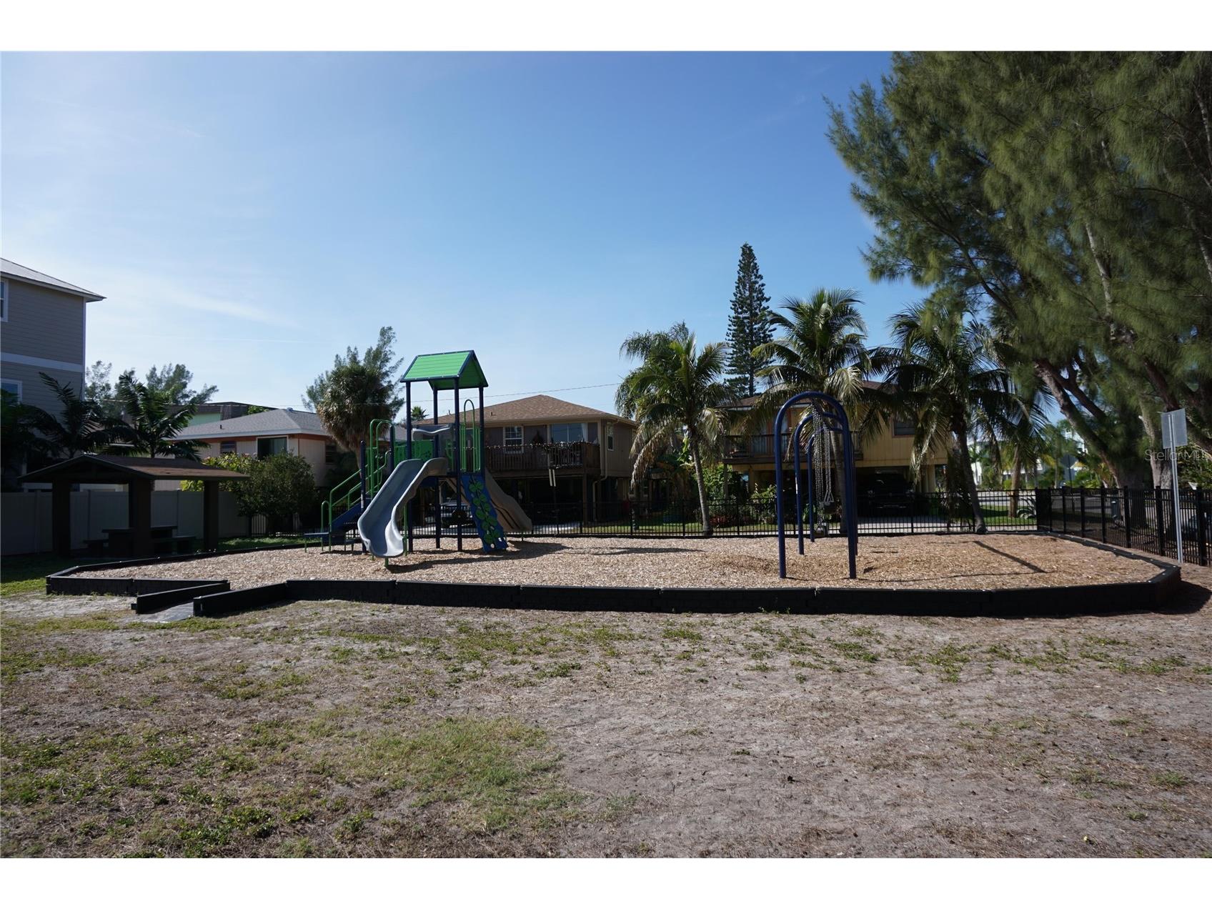 2504 Avenue B Bradenton Beach FL 34217 O6384479 image48
