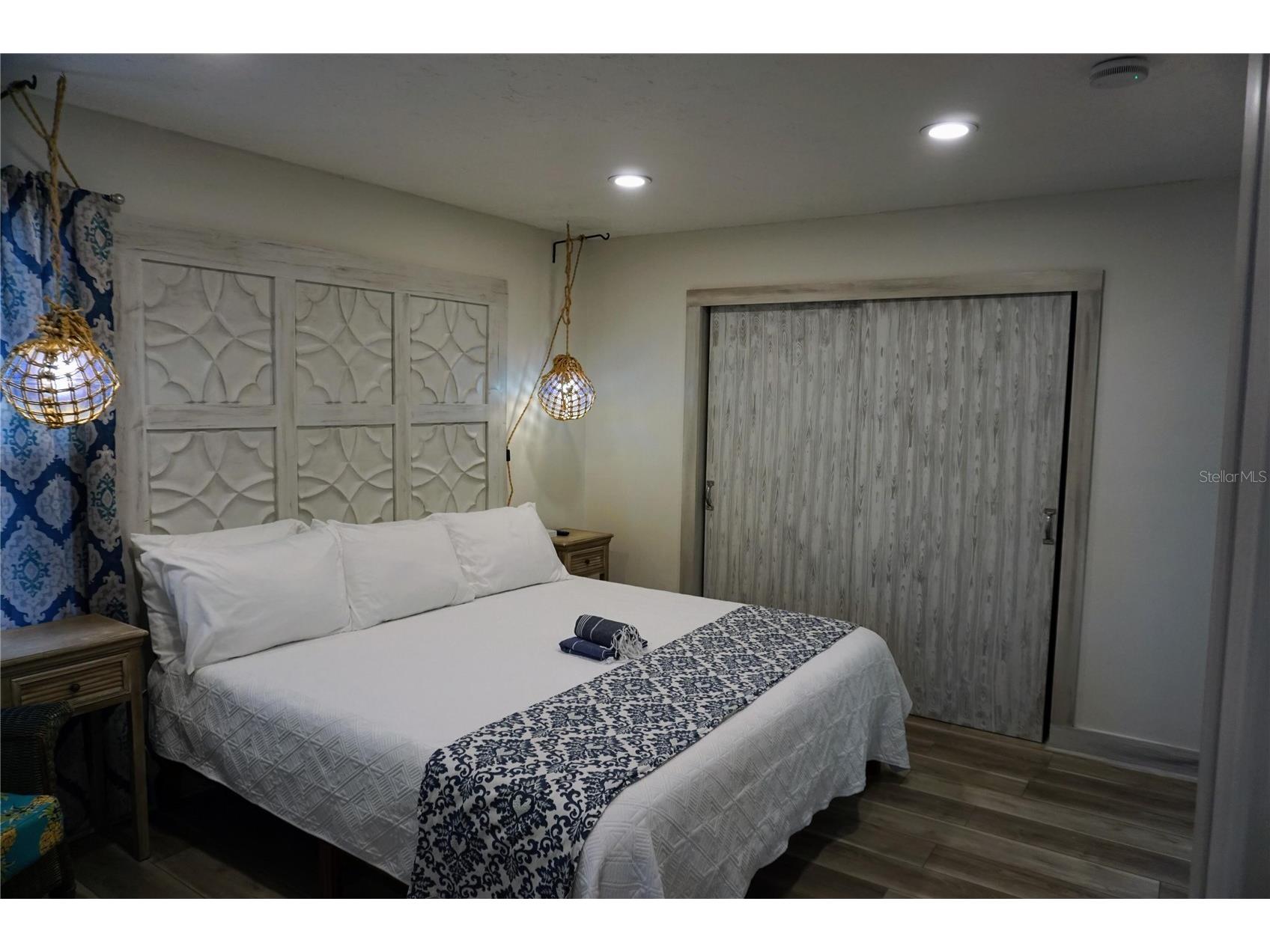 2504 Avenue B Bradenton Beach FL 34217 O6384479 image9