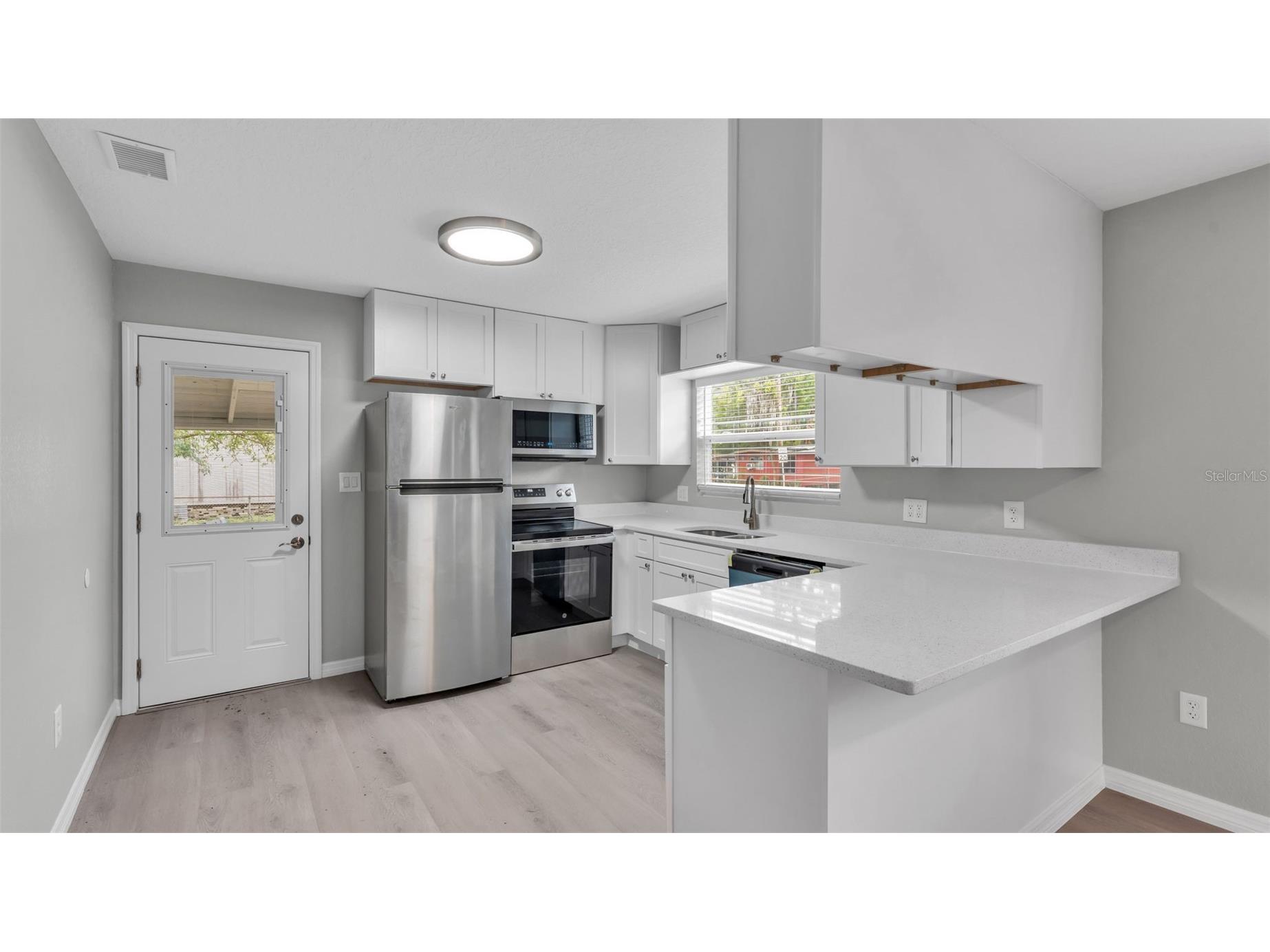 2504 Cresap Street Lakeland FL 33815 L4960466 image5