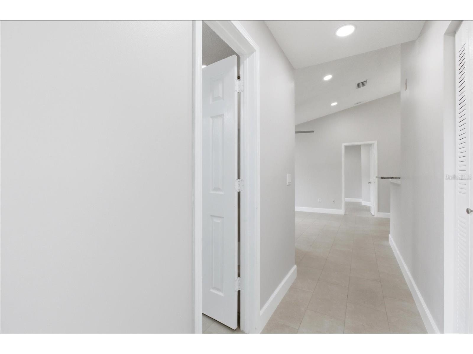 2504 Grassy Point Drive #204 Lake Mary FL 32746 O6400302 image3