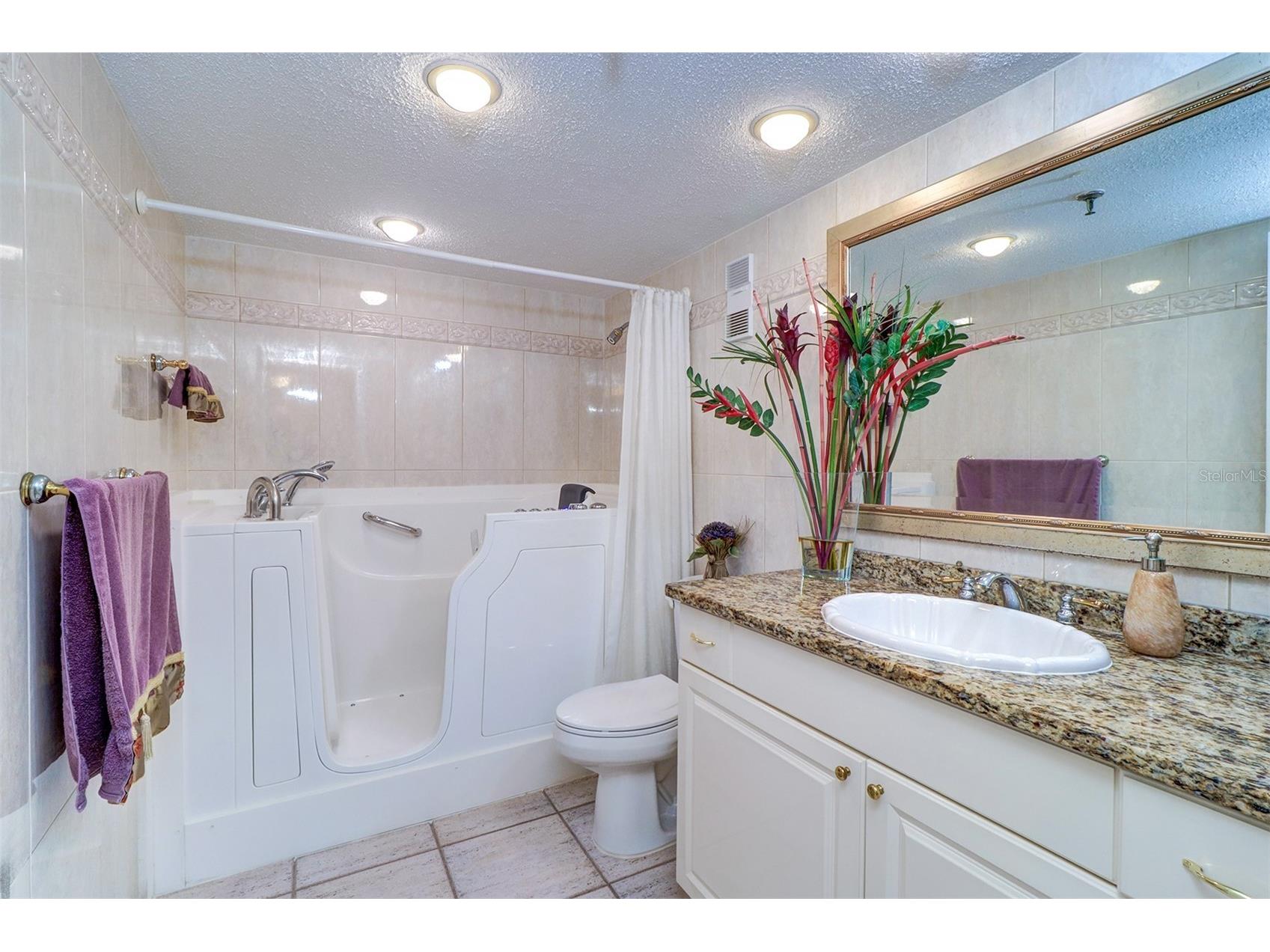 2504 Gulf Boulevard #201 Indian Rocks Beach FL 33785 - GULF OF MEXICO TB8384249 image30