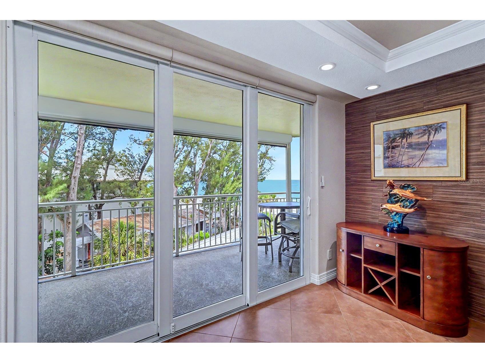 2504 Gulf Boulevard #304 Indian Rocks Beach FL 33785 - GULF TB8508320 image25