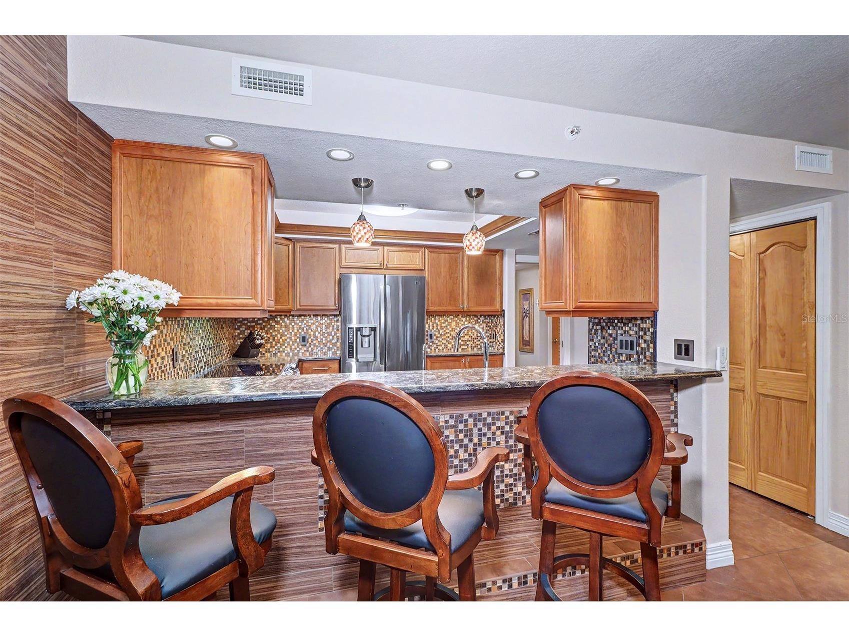 2504 Gulf Boulevard #304 Indian Rocks Beach FL 33785 - GULF TB8508320 image32