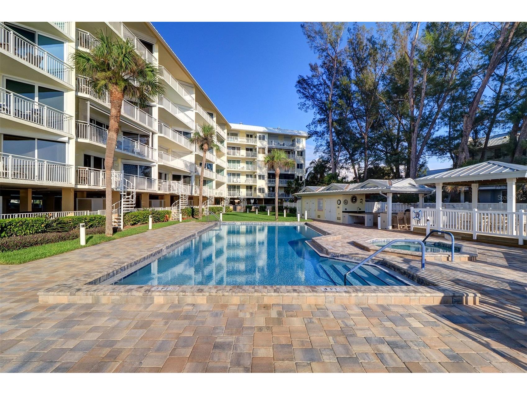 2504 Gulf Boulevard #304 Indian Rocks Beach FL 33785 - GULF TB8508320 image41