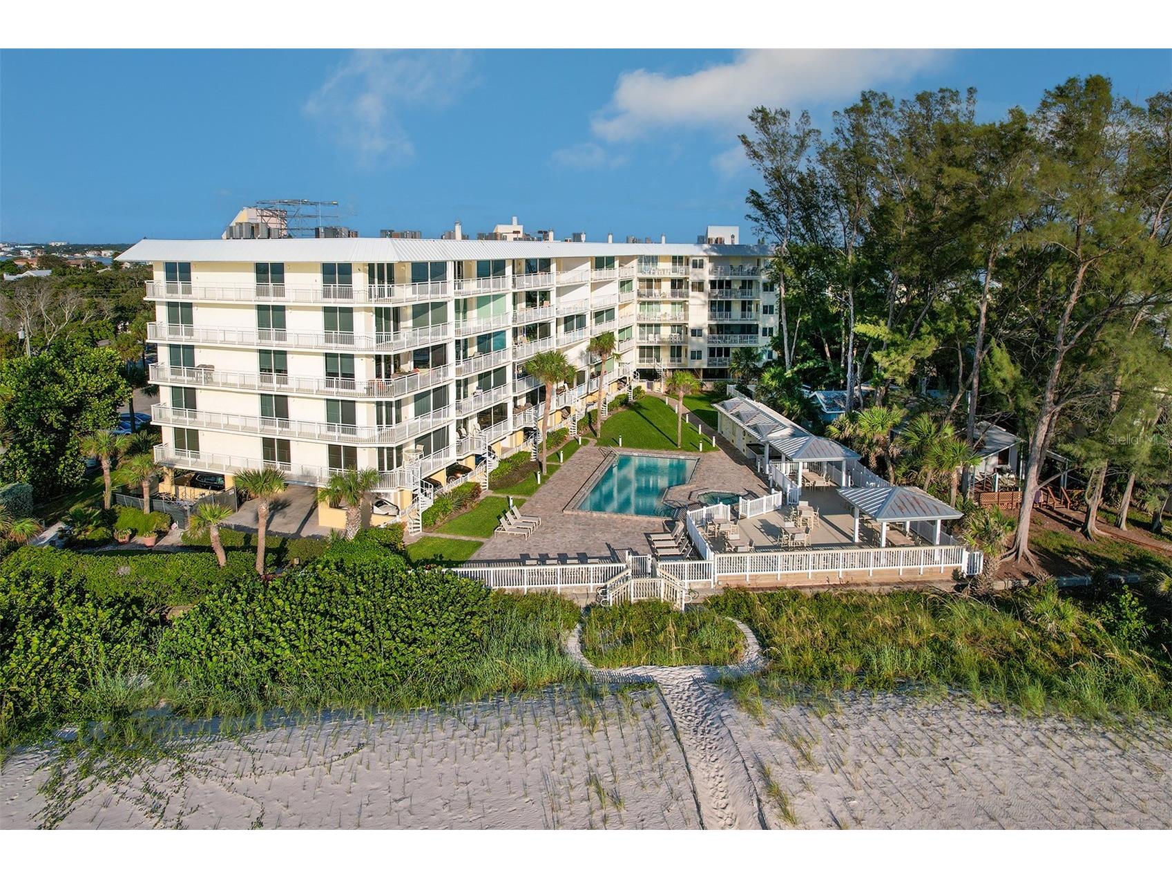 2504 Gulf Boulevard #304 Indian Rocks Beach FL 33785 - GULF TB8508320 image54