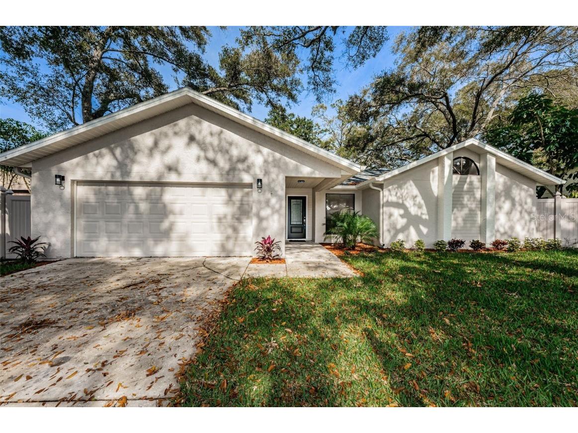 2504 Gulfbreeze Circle Palm Harbor FL 34683 U8224309 image1