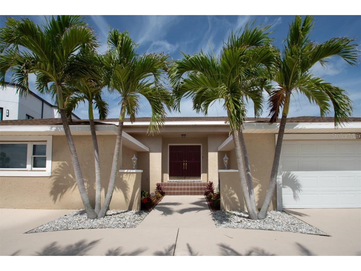 2504 Hibiscus Drive W Belleair Beach FL 33786 O6325957 image1