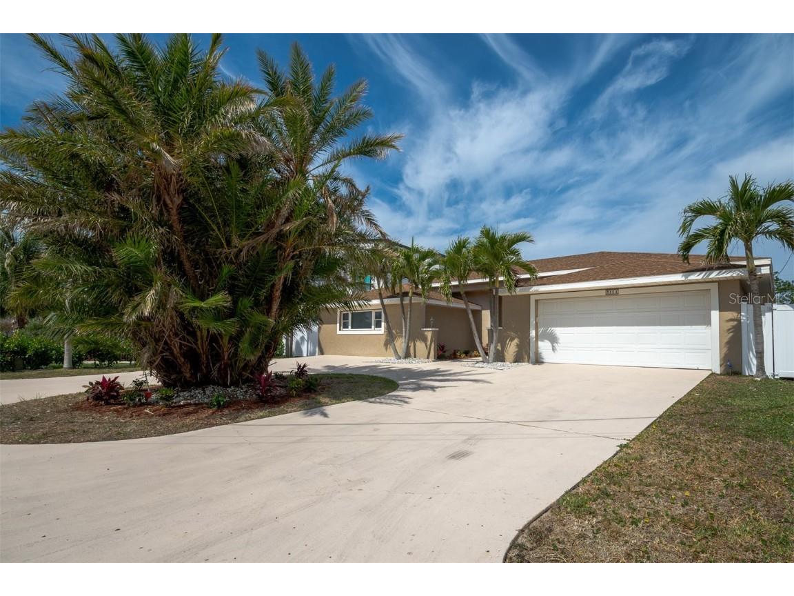 2504 Hibiscus Drive W Belleair Beach FL 33786 O6325957 image2
