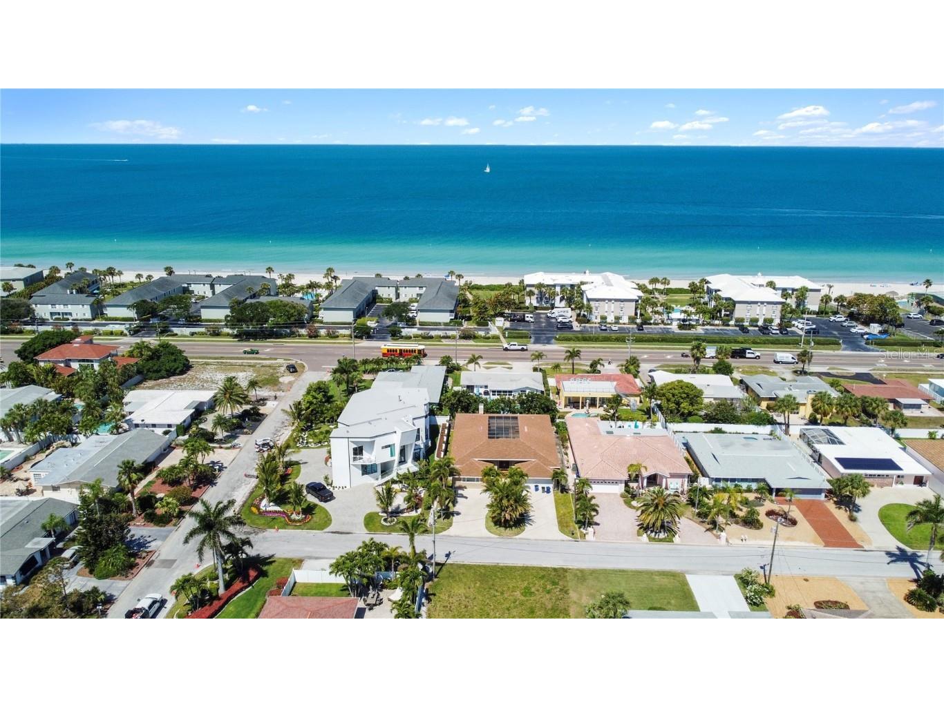 2504 Hibiscus Drive W Belleair Beach FL 33786 O6325957 image4