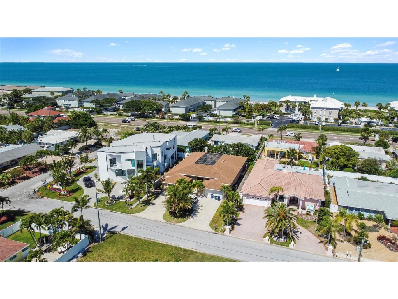 2504 Hibiscus Drive W Belleair Beach FL 33786 O6325957 image5