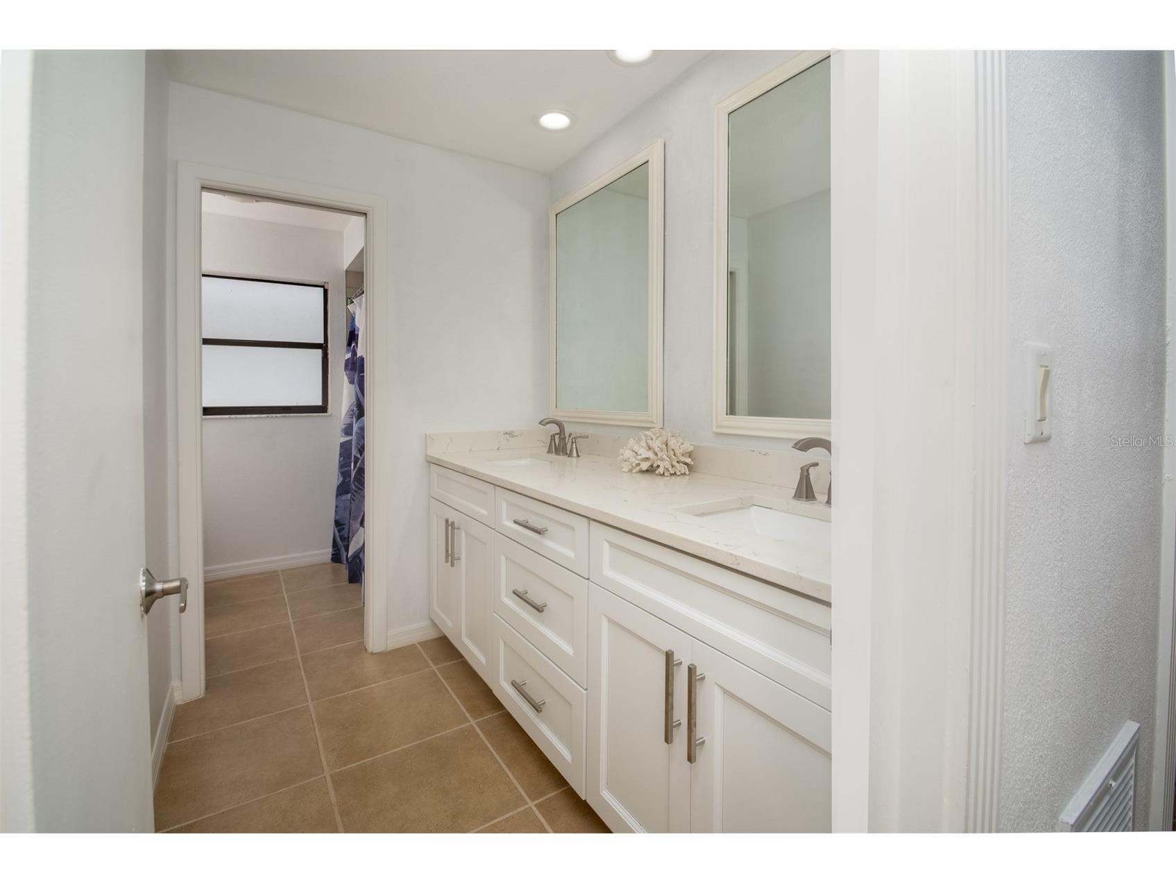 2504 Hibiscus Drive W Belleair Beach FL 33786 O6416622 image23