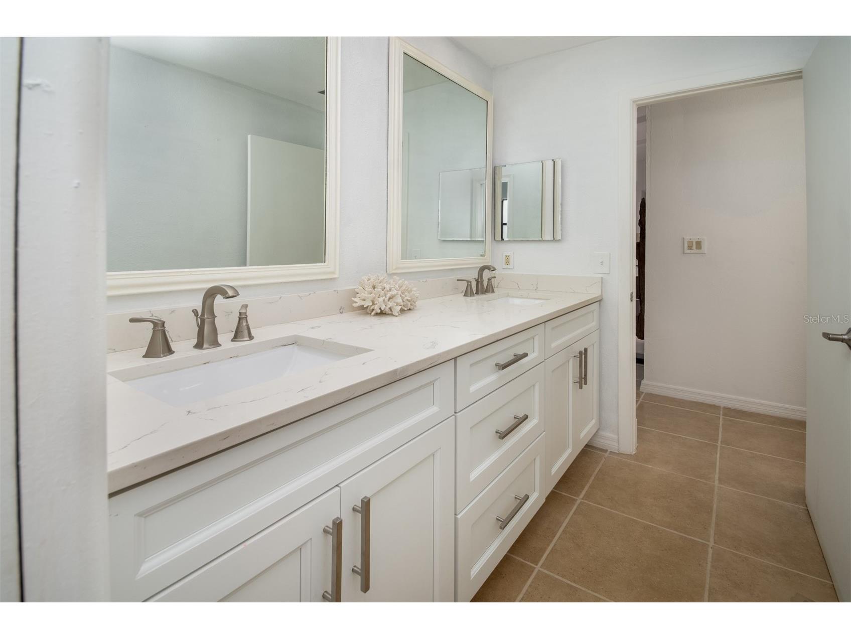 2504 Hibiscus Drive W Belleair Beach FL 33786 O6416622 image24