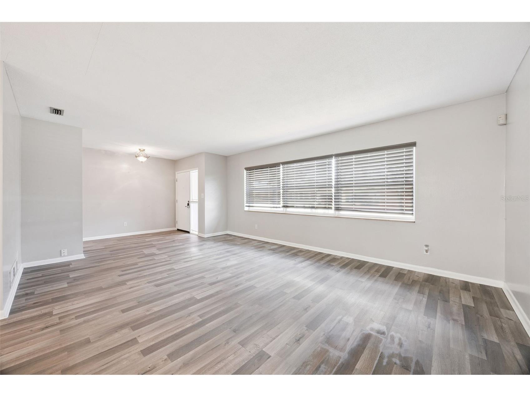 2504 Lauderdale Court Orlando FL 32805 O6386519 image8
