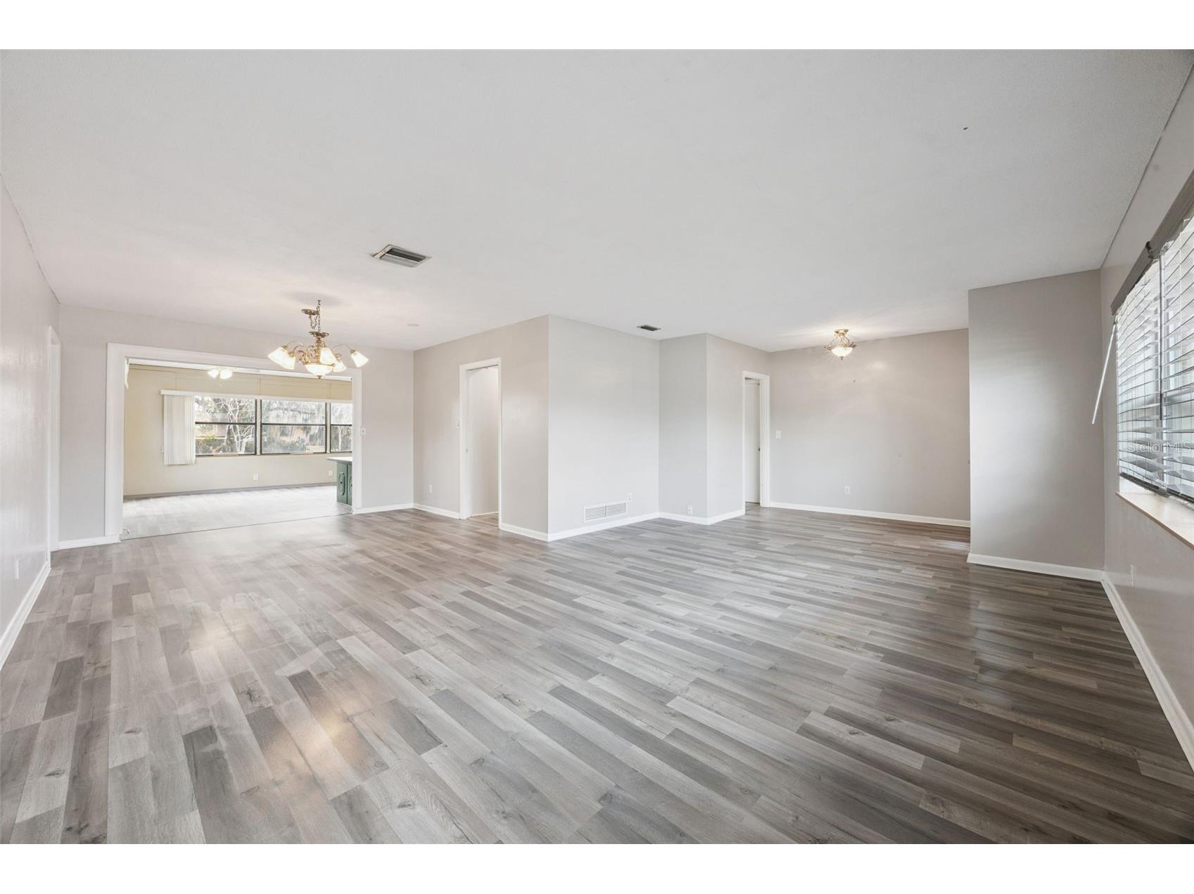 2504 Lauderdale Court Orlando FL 32805 O6386519 image9