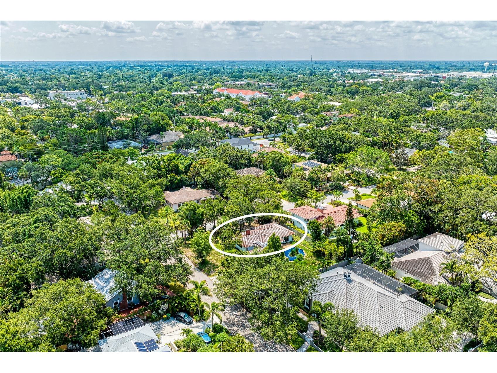2504 Mulberry Terrace Sarasota FL 34239 A4655890 image1