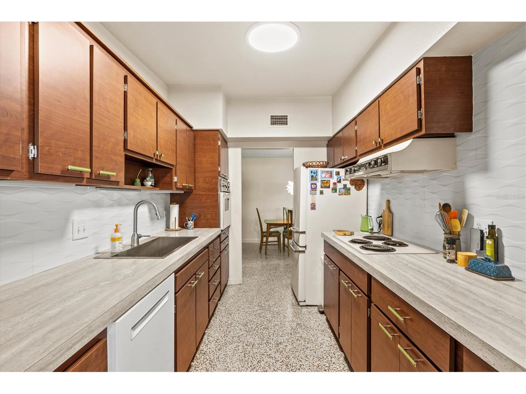 2504 N Radcliffe Place Bradenton FL 34207 - SARASOTA BAY A4695376 image17