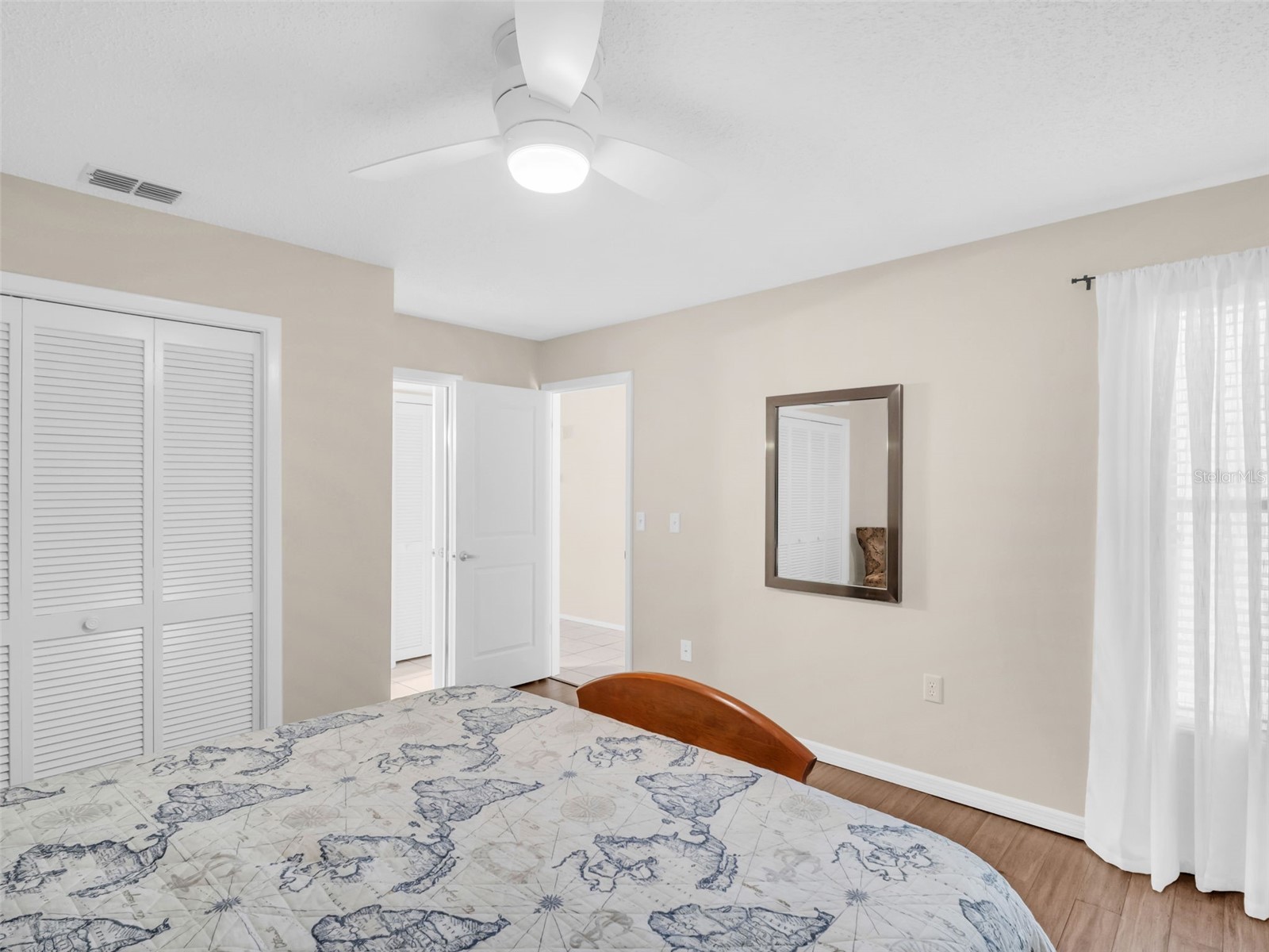2504 Oak Circle Tarpon Springs FL 34689 TB8465867 image17