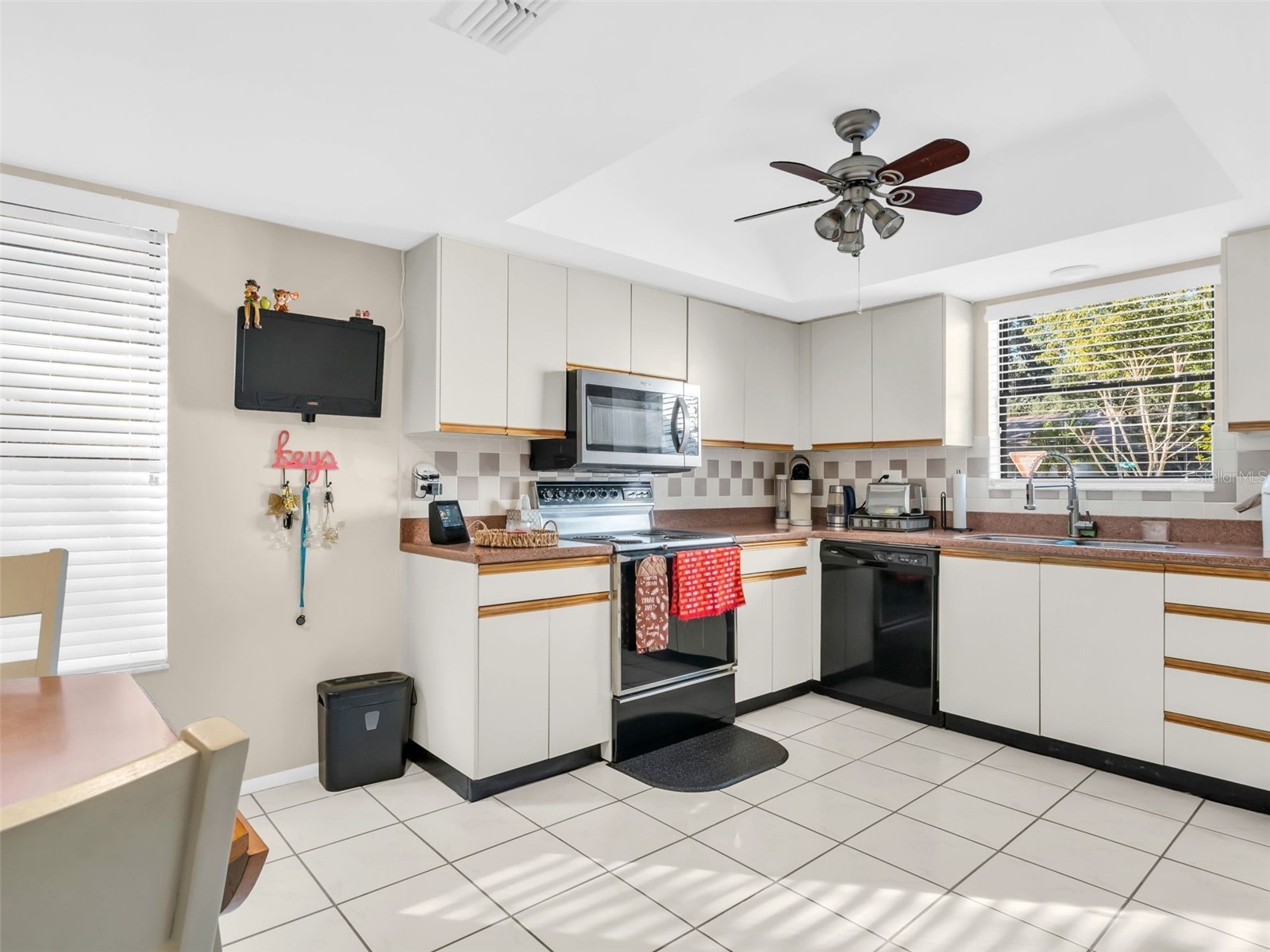 2504 Oak Circle Tarpon Springs FL 34689 TB8465867 image19