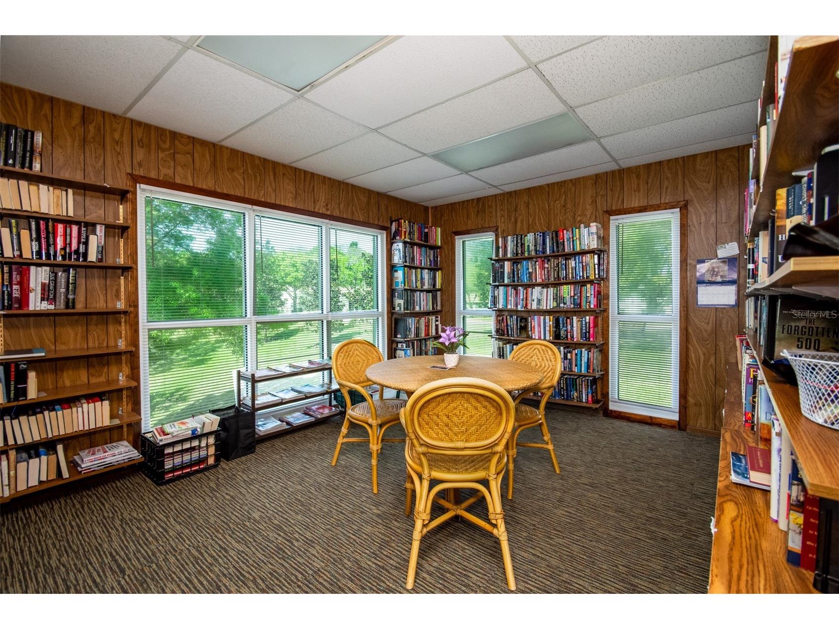 2504 Oak Circle Tarpon Springs FL 34689 TB8465867 image43