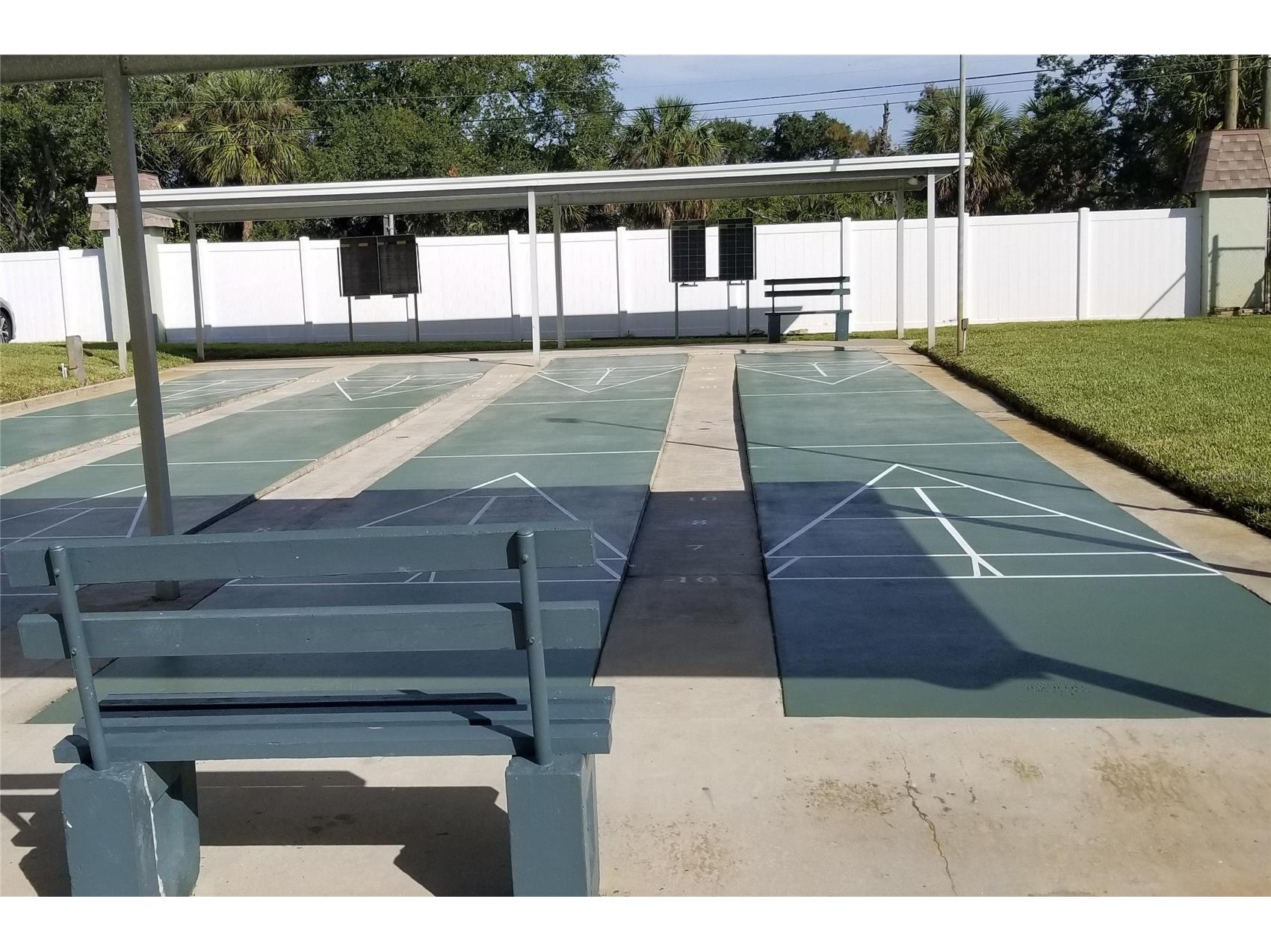 2504 Oak Circle Tarpon Springs FL 34689 TB8465867 image44