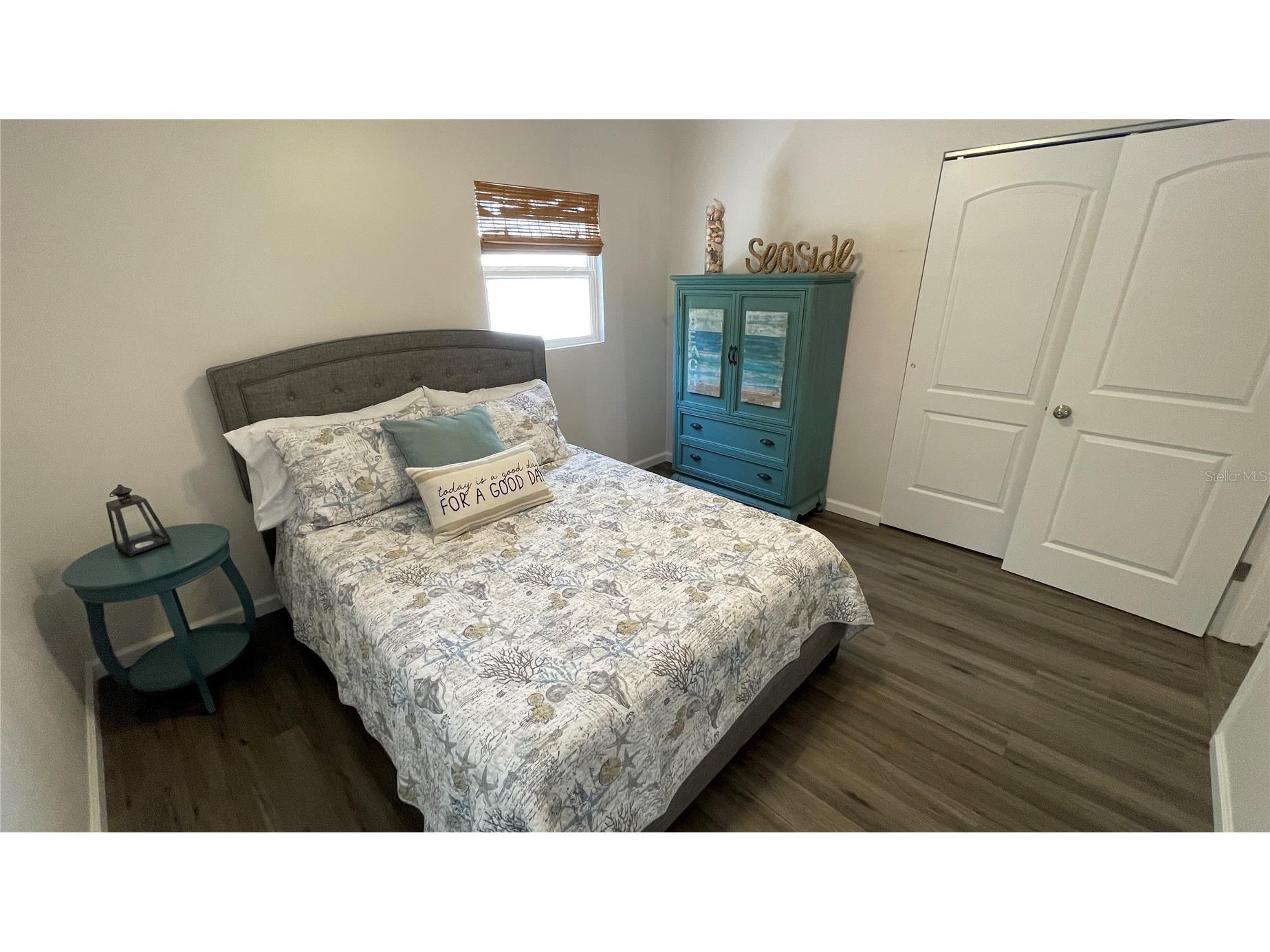 2504 S Milmar Drive Sarasota FL 34237 A4686435 image13