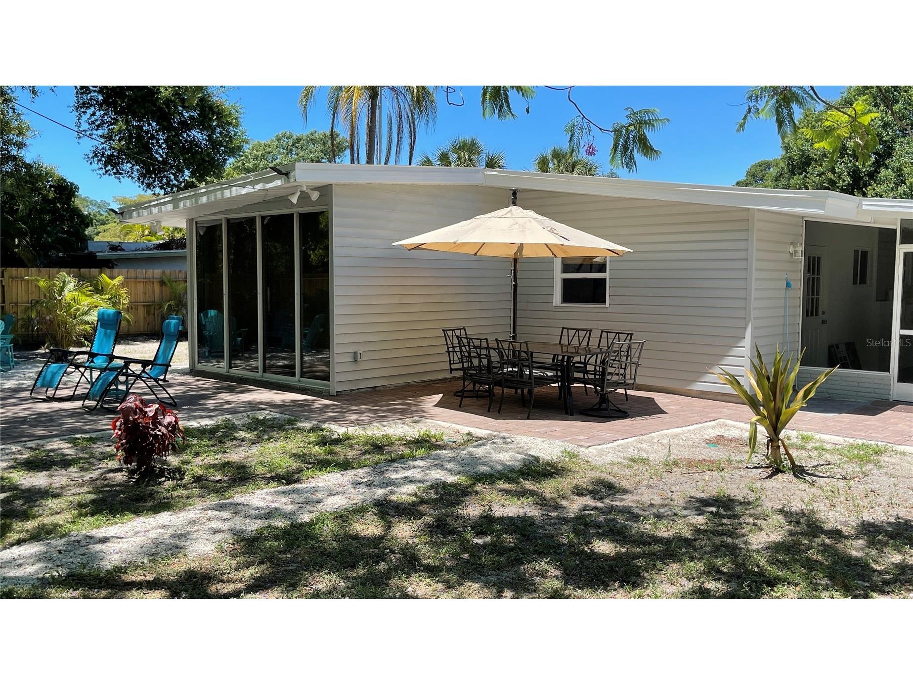 2504 S Milmar Drive Sarasota FL 34237 A4686435 image35