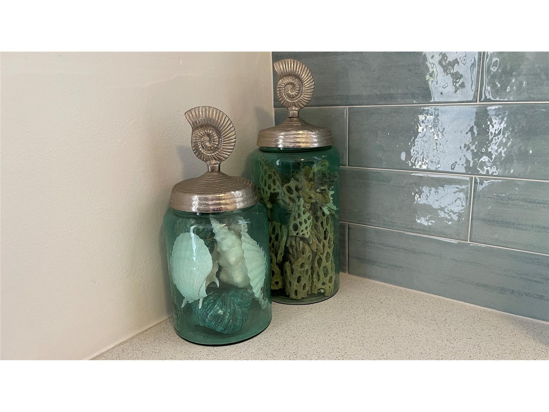 2504 S Milmar Drive Sarasota FL 34237 A4686435 image9