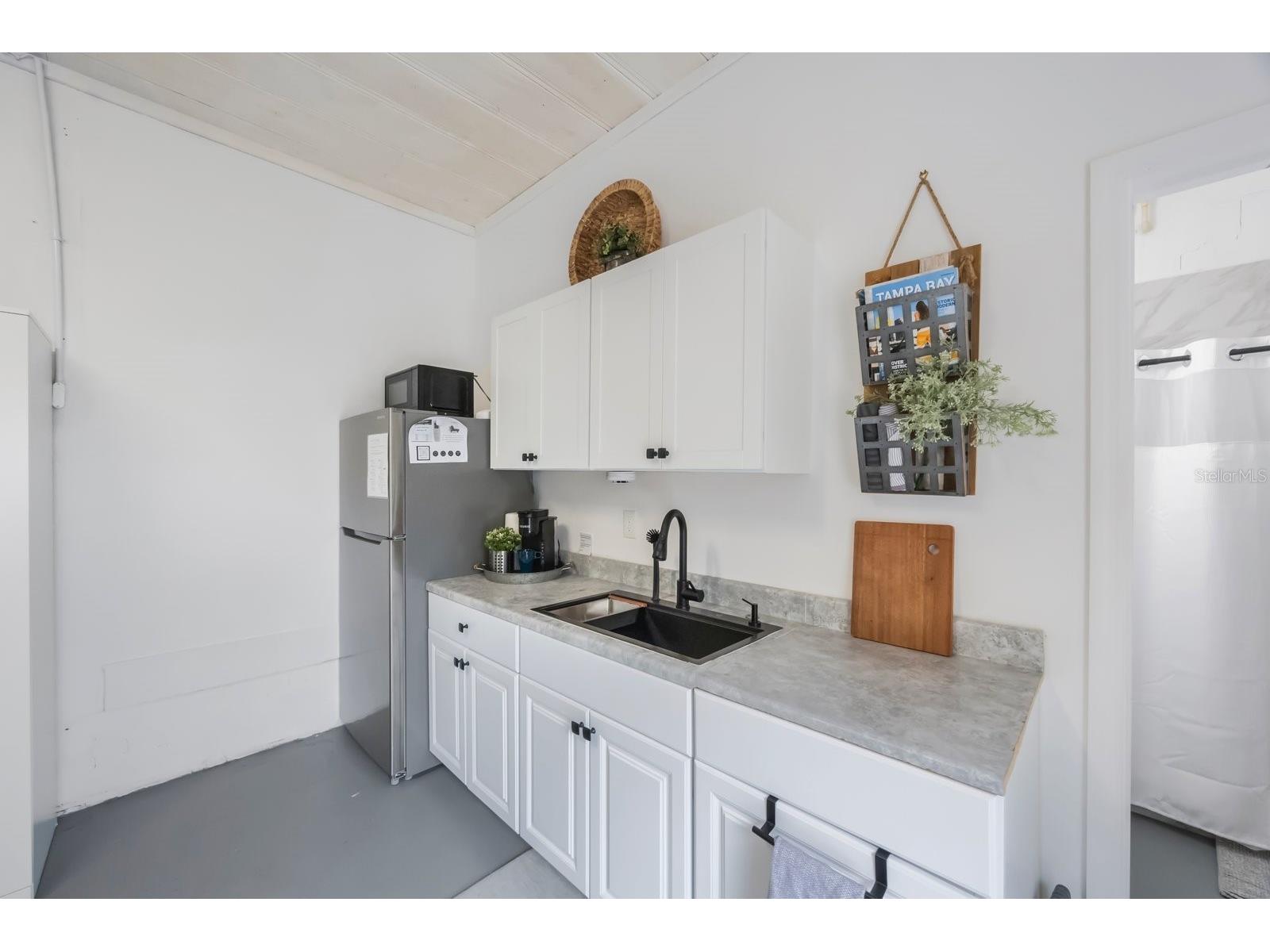 2504 W Fletcher Avenue Tampa FL 33618 TB8340503 image35