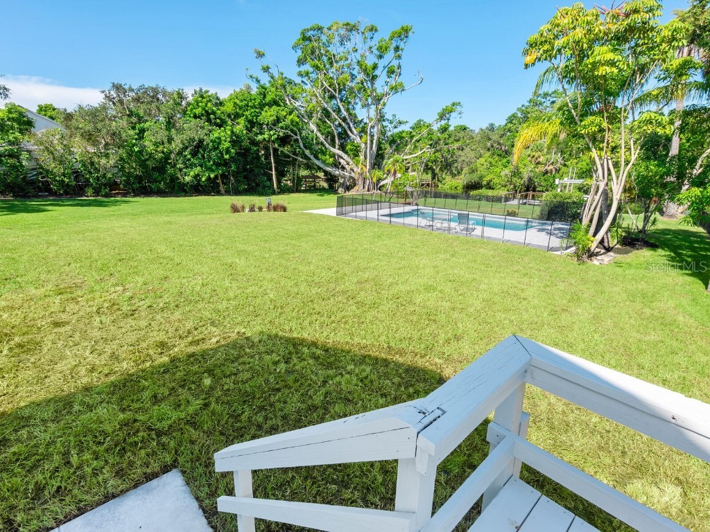 2504 Wilkinson Road Sarasota FL 34231 - PHILLIPPI CREEK A4658785 image2