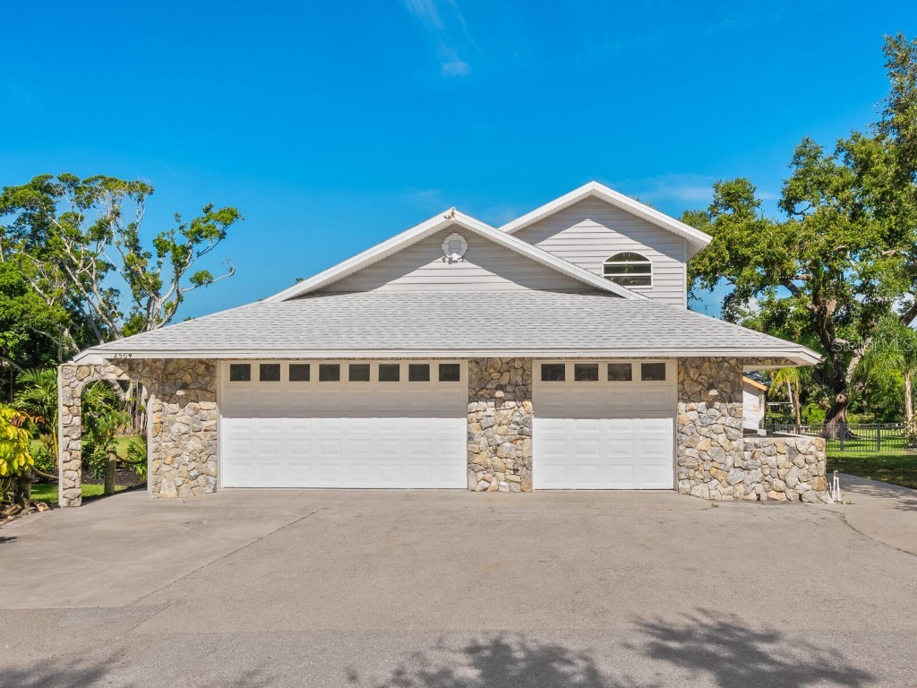 2504 Wilkinson Road Sarasota FL 34231 - PHILLIPPI CREEK A4658829 image15