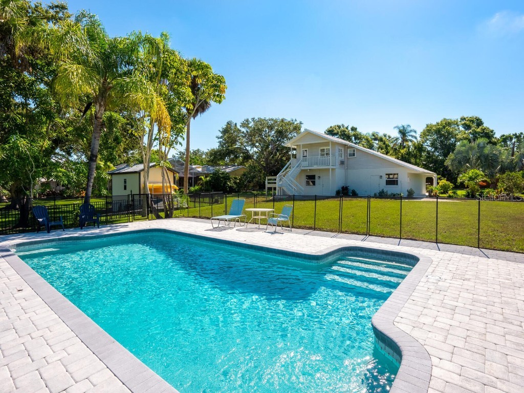 2504 Wilkinson Road Sarasota FL 34231 - PHILLIPPI CREEK A4658829 image2