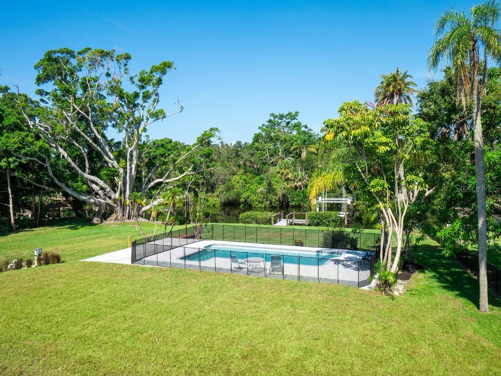 2504 Wilkinson Road Sarasota FL 34231 - PHILLIPPI CREEK A4658829 image34