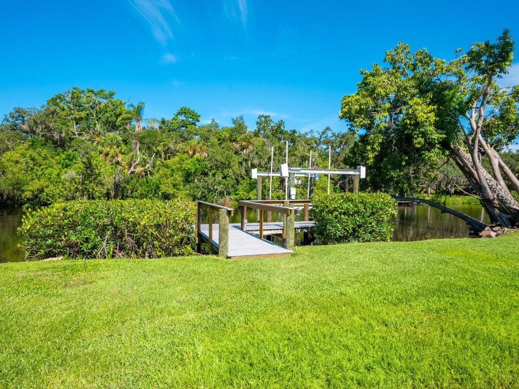 2504 Wilkinson Road Sarasota FL 34231 - PHILLIPPI CREEK A4658829 image39