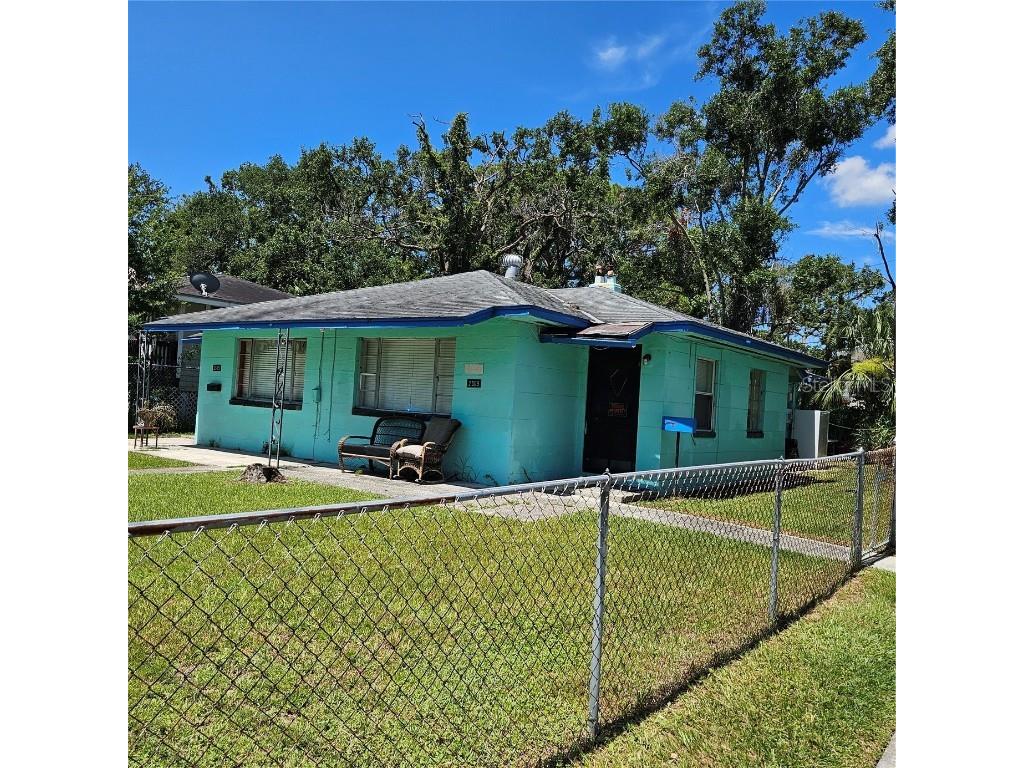 2505 7th Street S Saint Petersburg FL 33705 L4954222 image6