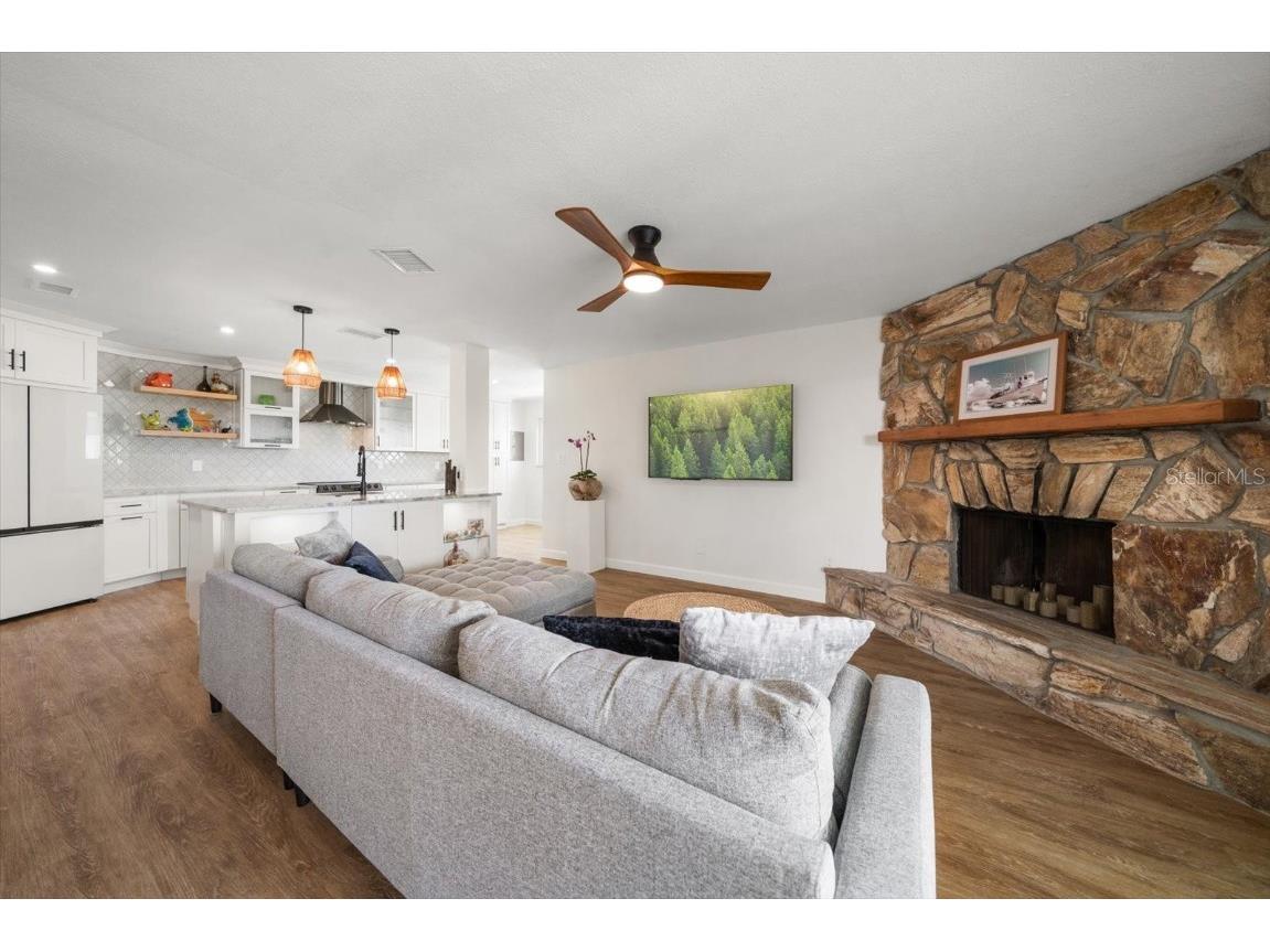 2505 Bay Boulevard #4 Indian Rocks Beach FL 33785 TB8448341 image12