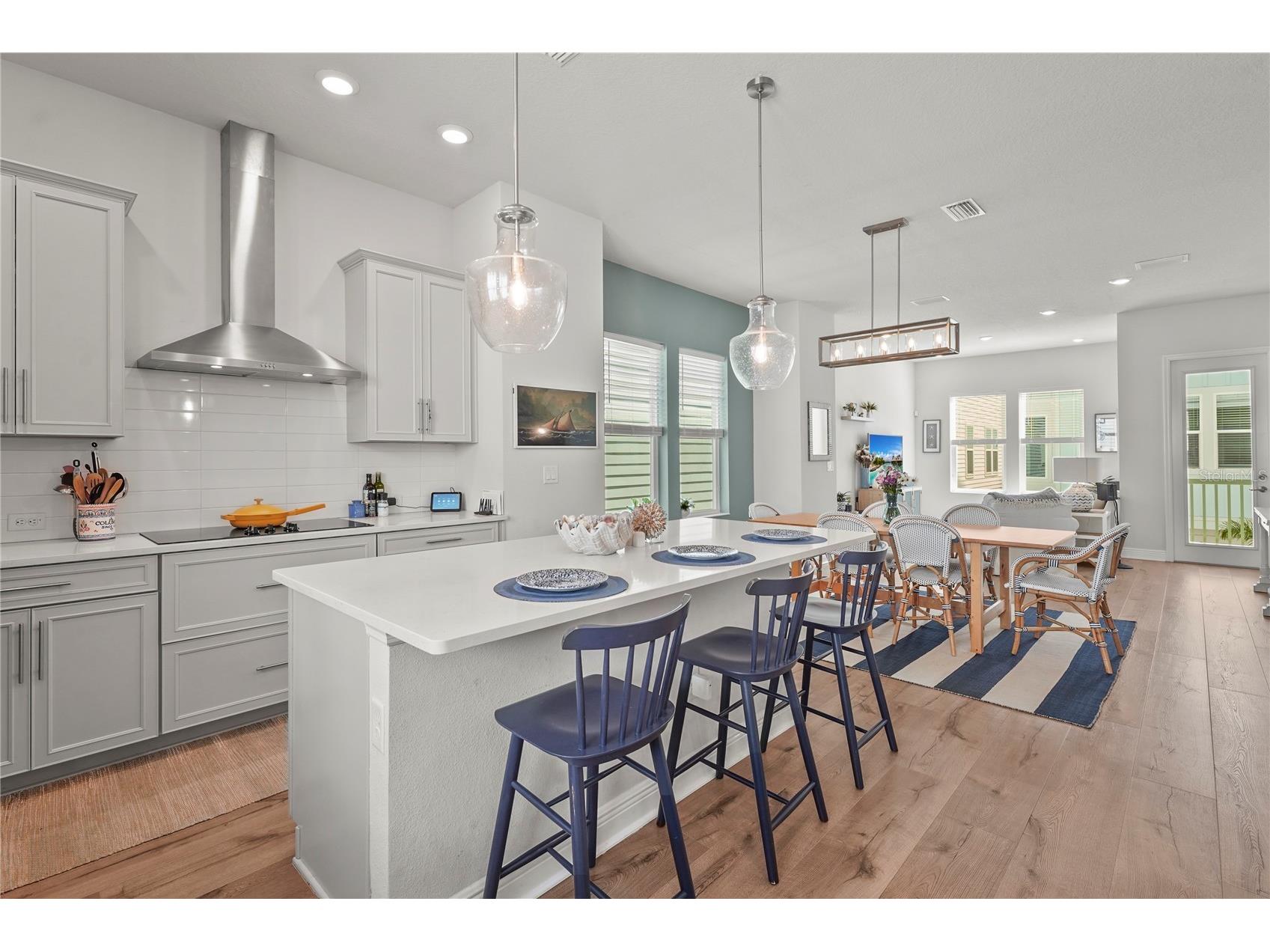 2505 Boone Court Sarasota FL 34237 A4698926 image4