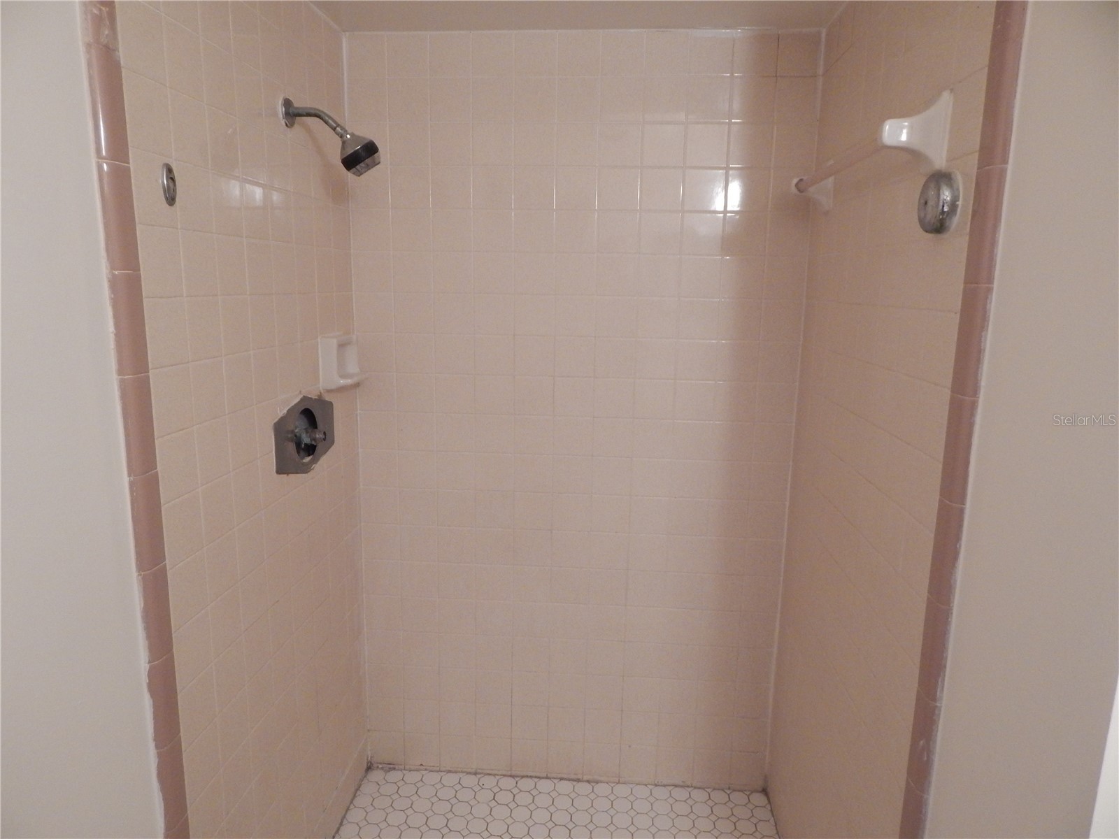 2505 Coral Avenue Kissimmee FL 34741 O6369113 image16