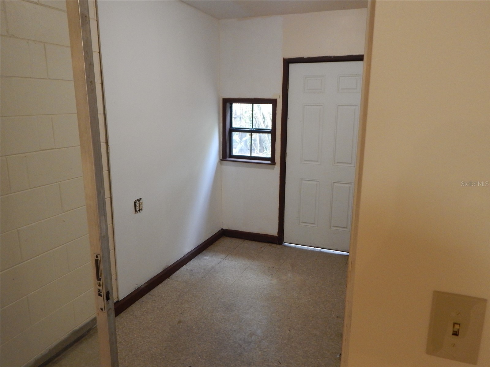 2505 Coral Avenue Kissimmee FL 34741 O6369113 image17